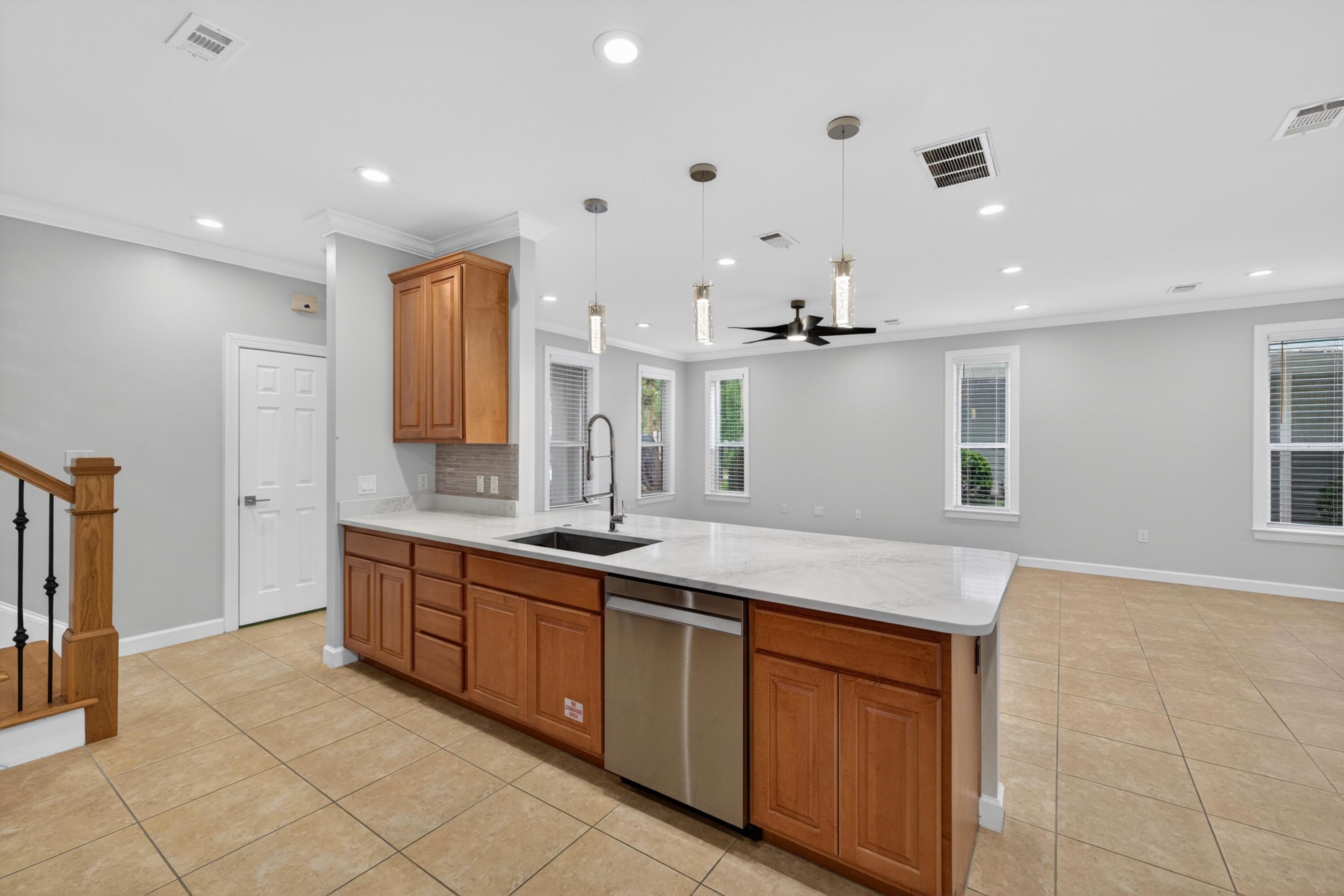 2019 Pine Island Circle