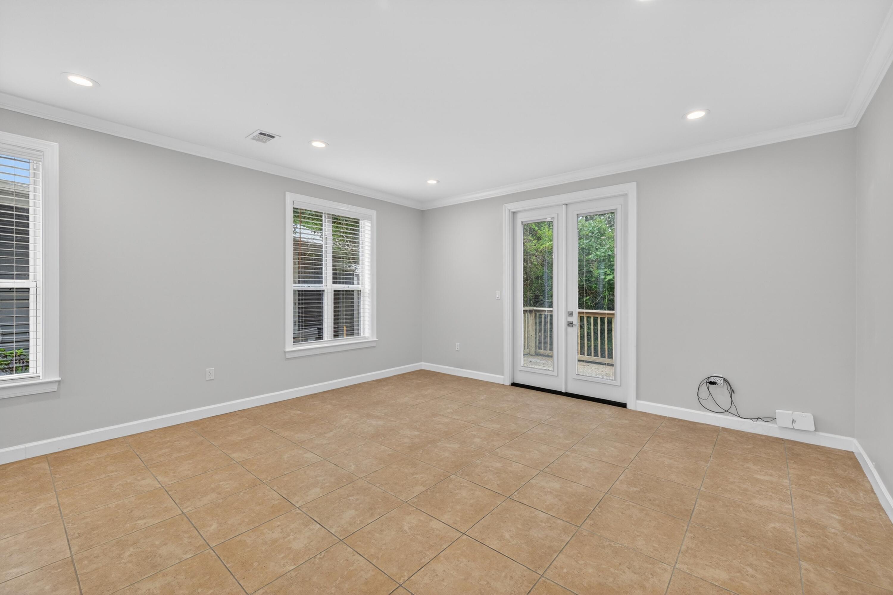 2019 Pine Island Circle
