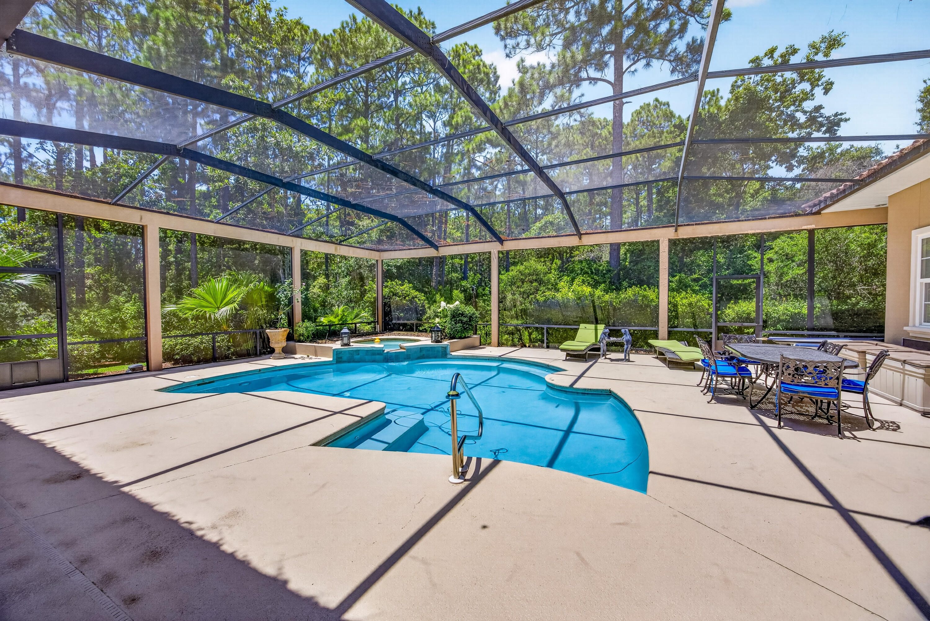 2936 Pine Valley Drive