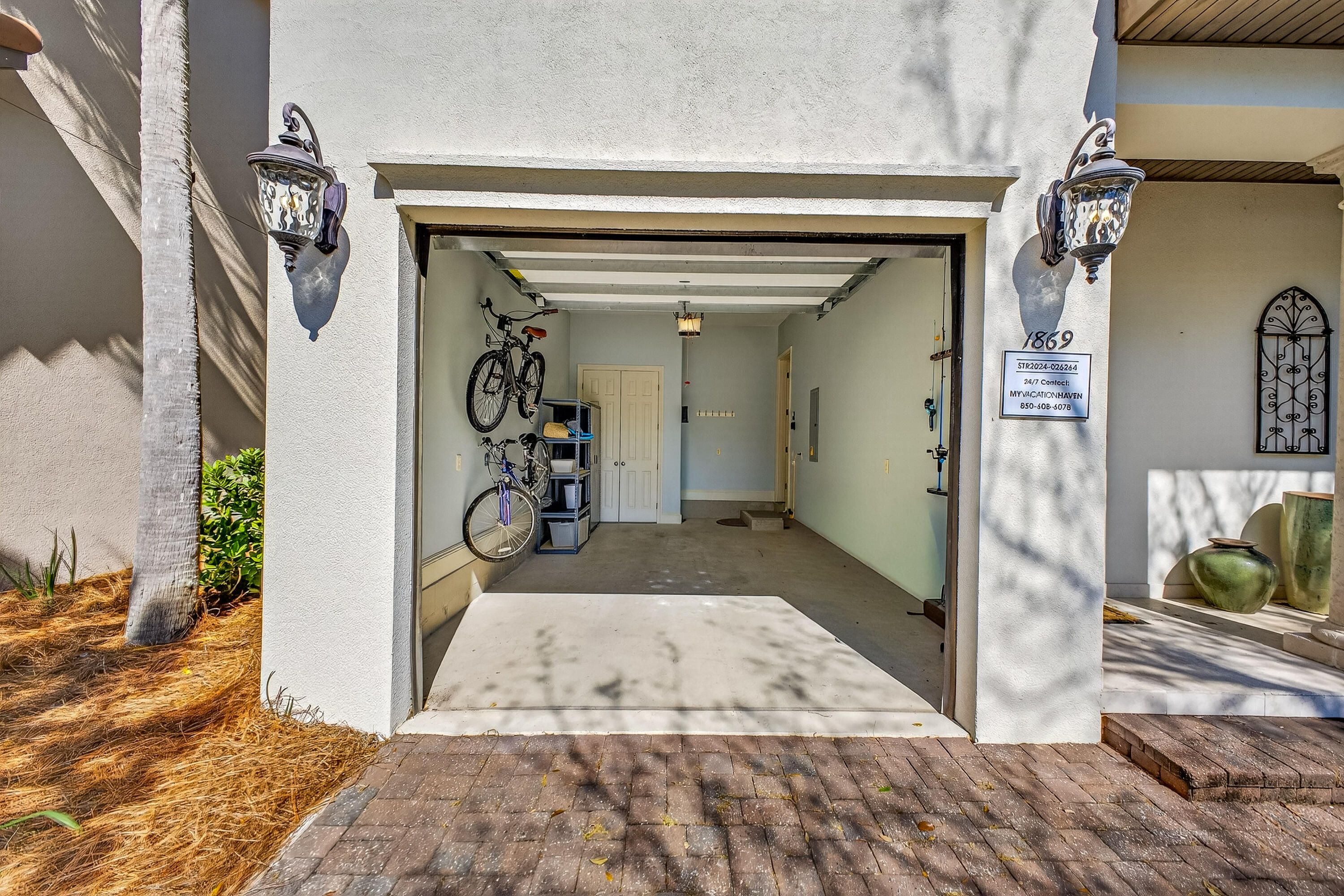 1869 Boardwalk Drive