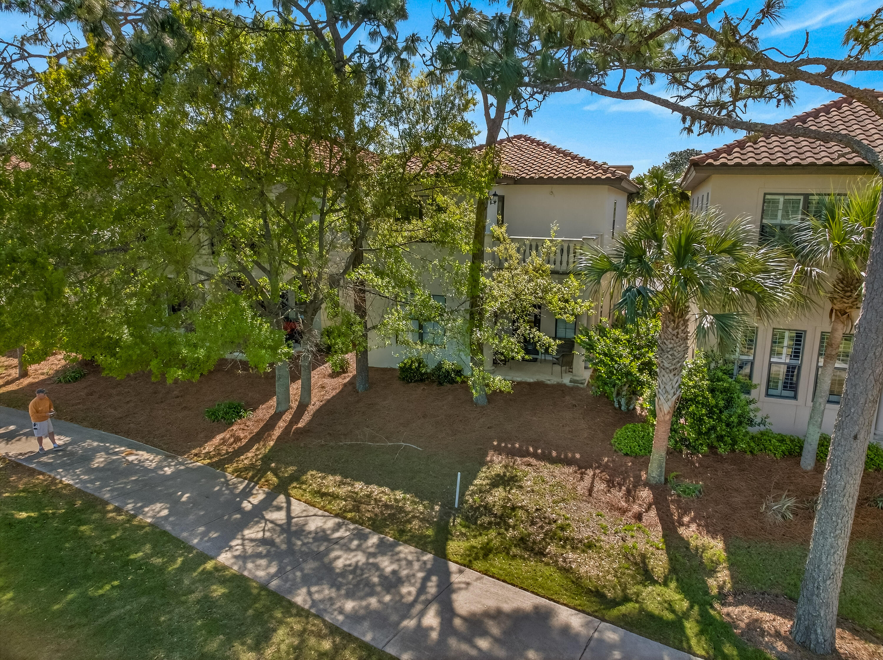 1869 Boardwalk Drive