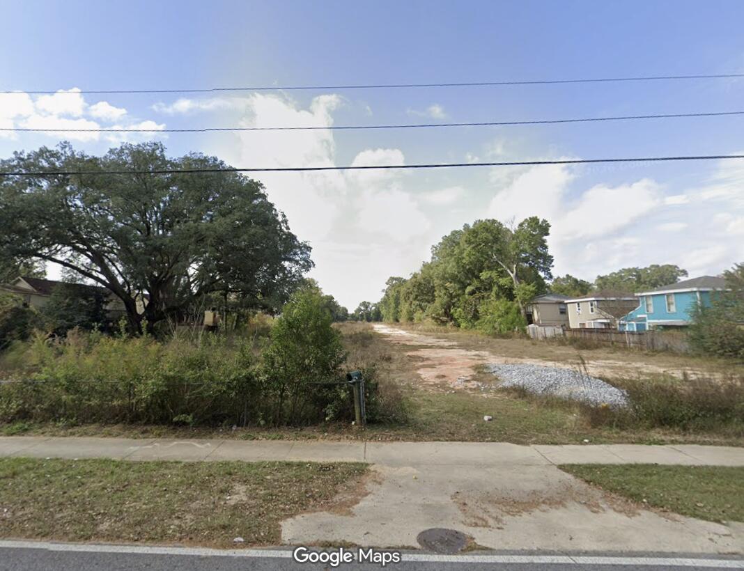 1325 N 69th Avenue