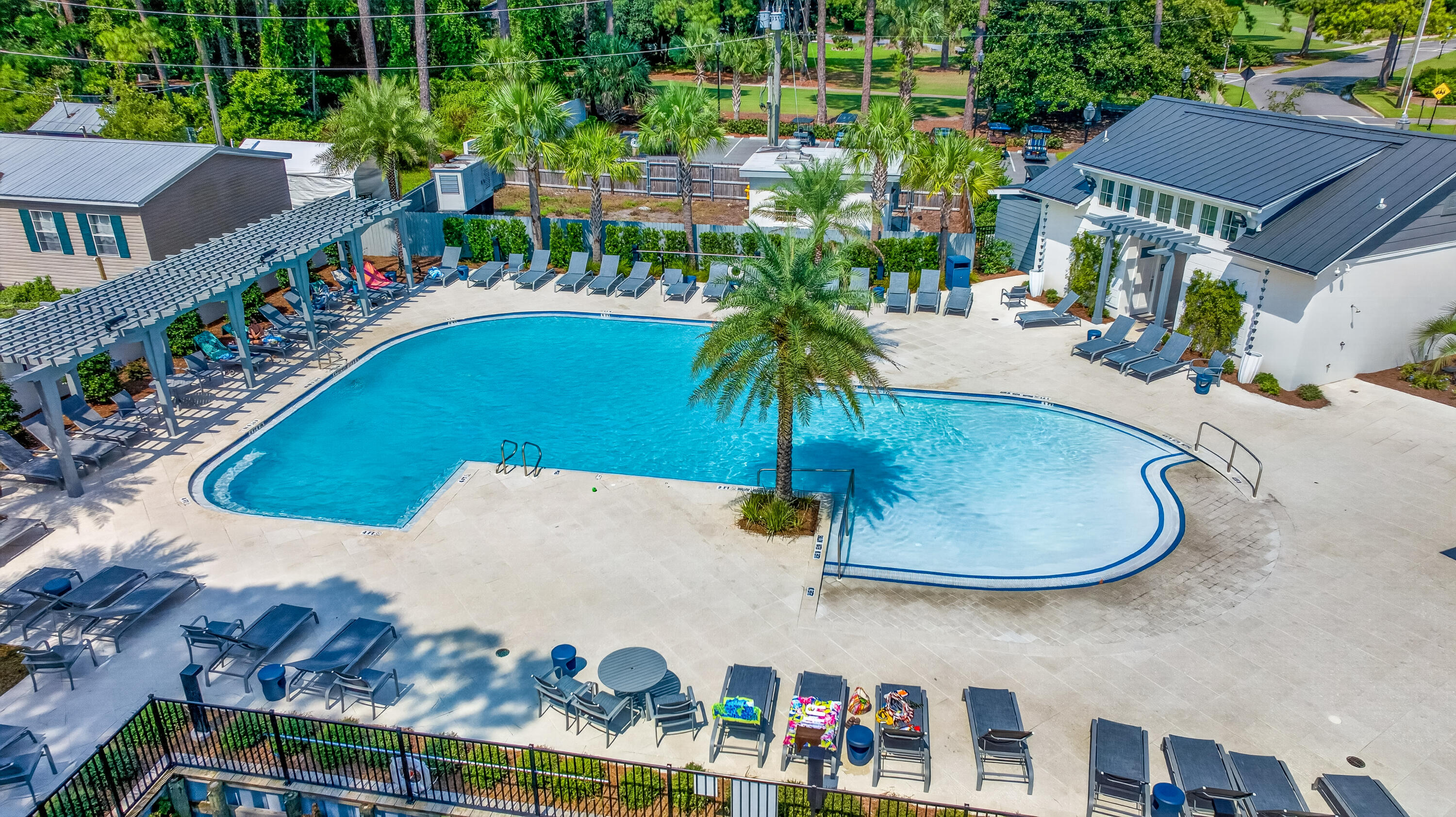 496 Linkside Drive