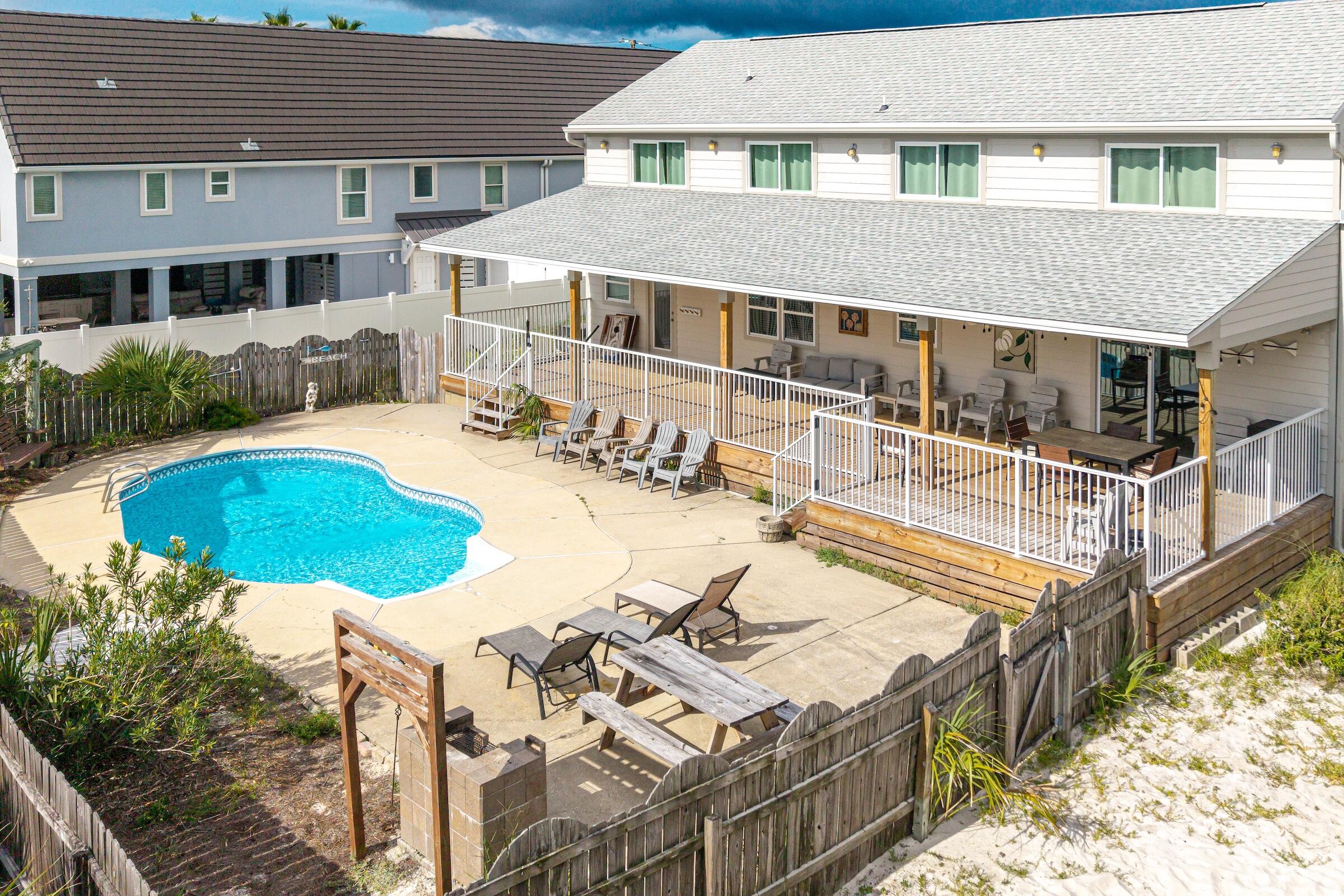 4 Magnolia Drive