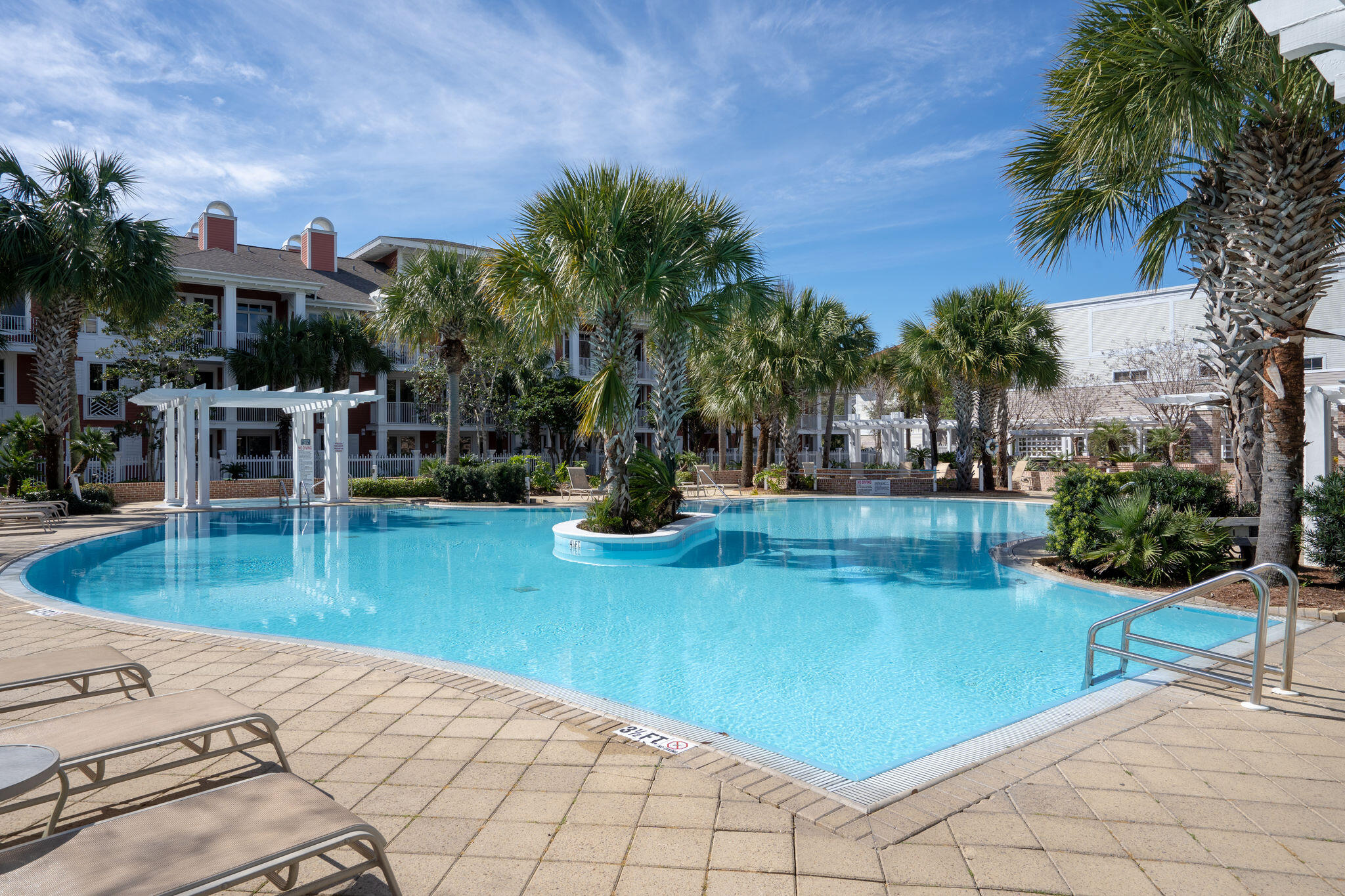 9300 Baytowne Wharf Boulevard 219-221