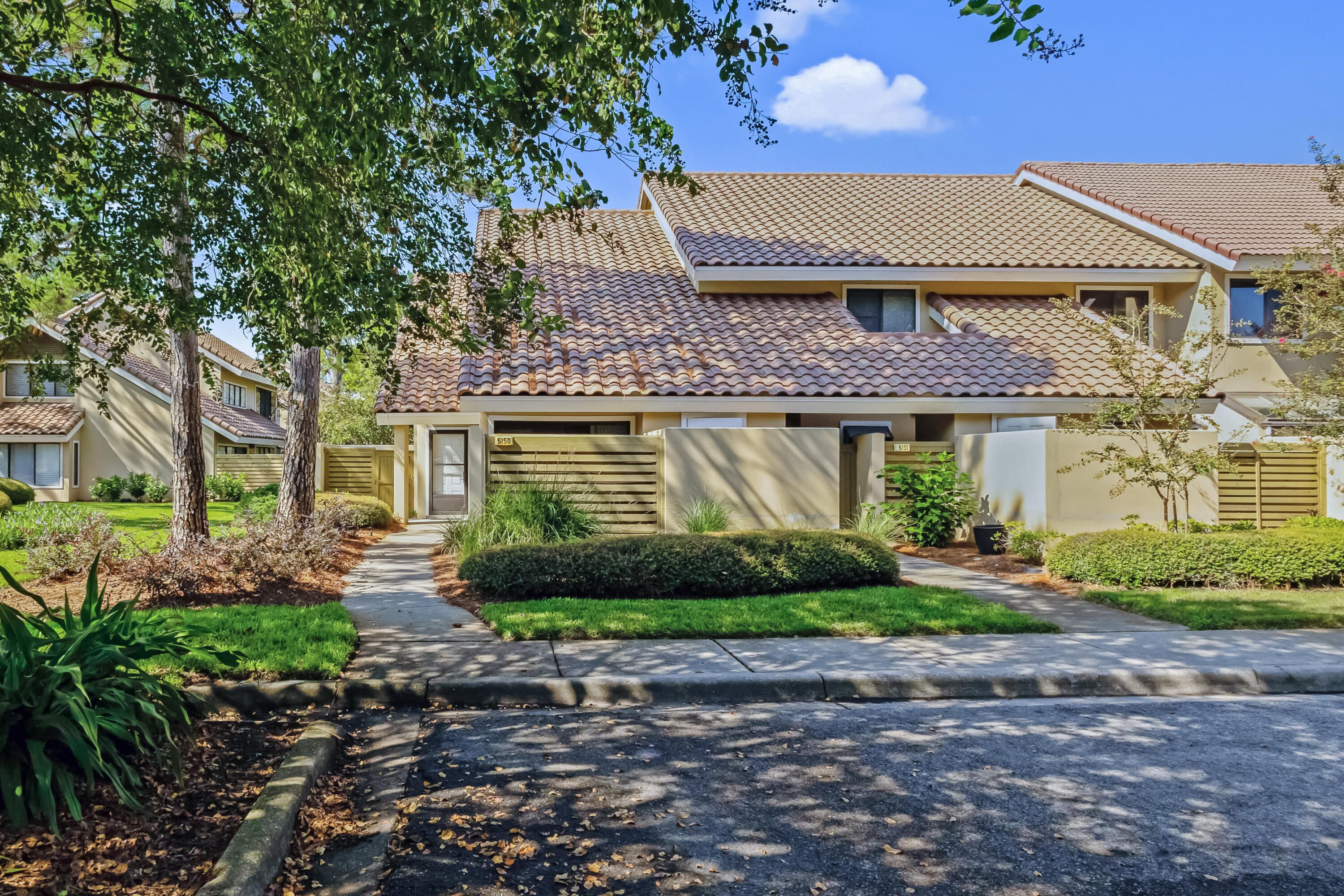 5150 Beachwalk Circle