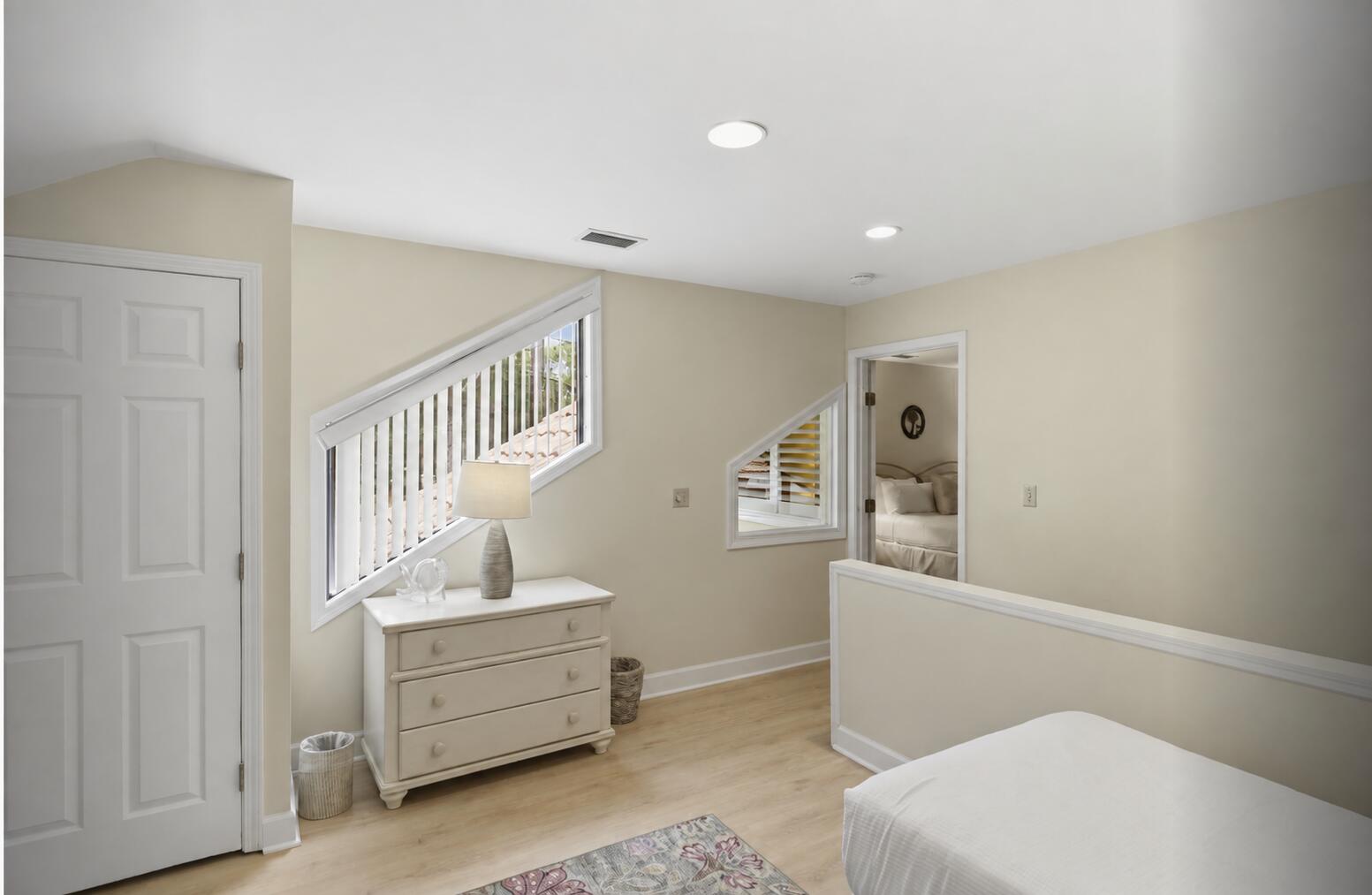 5150 Beachwalk Circle