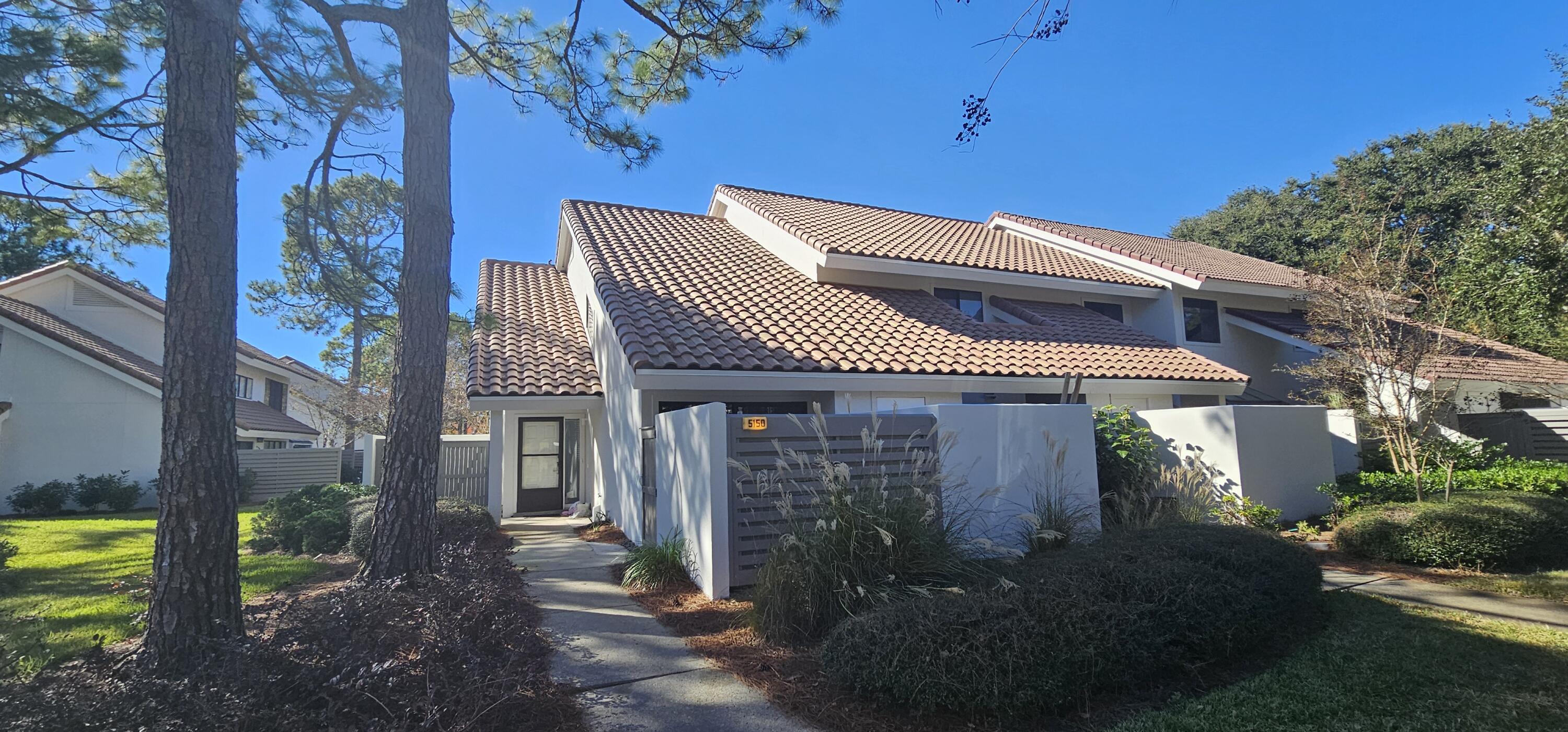 5150 Beachwalk Circle