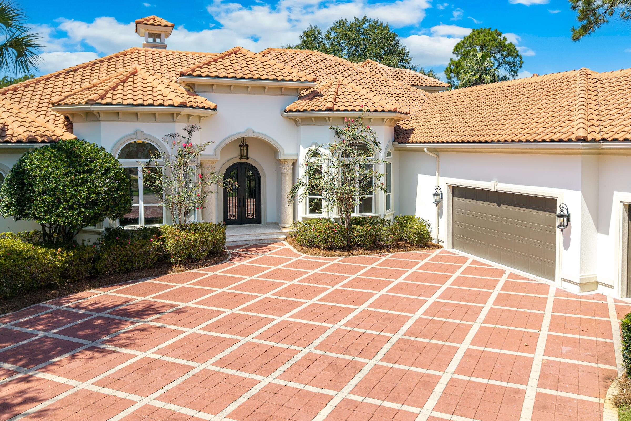 3508 Burnt Pine Lane