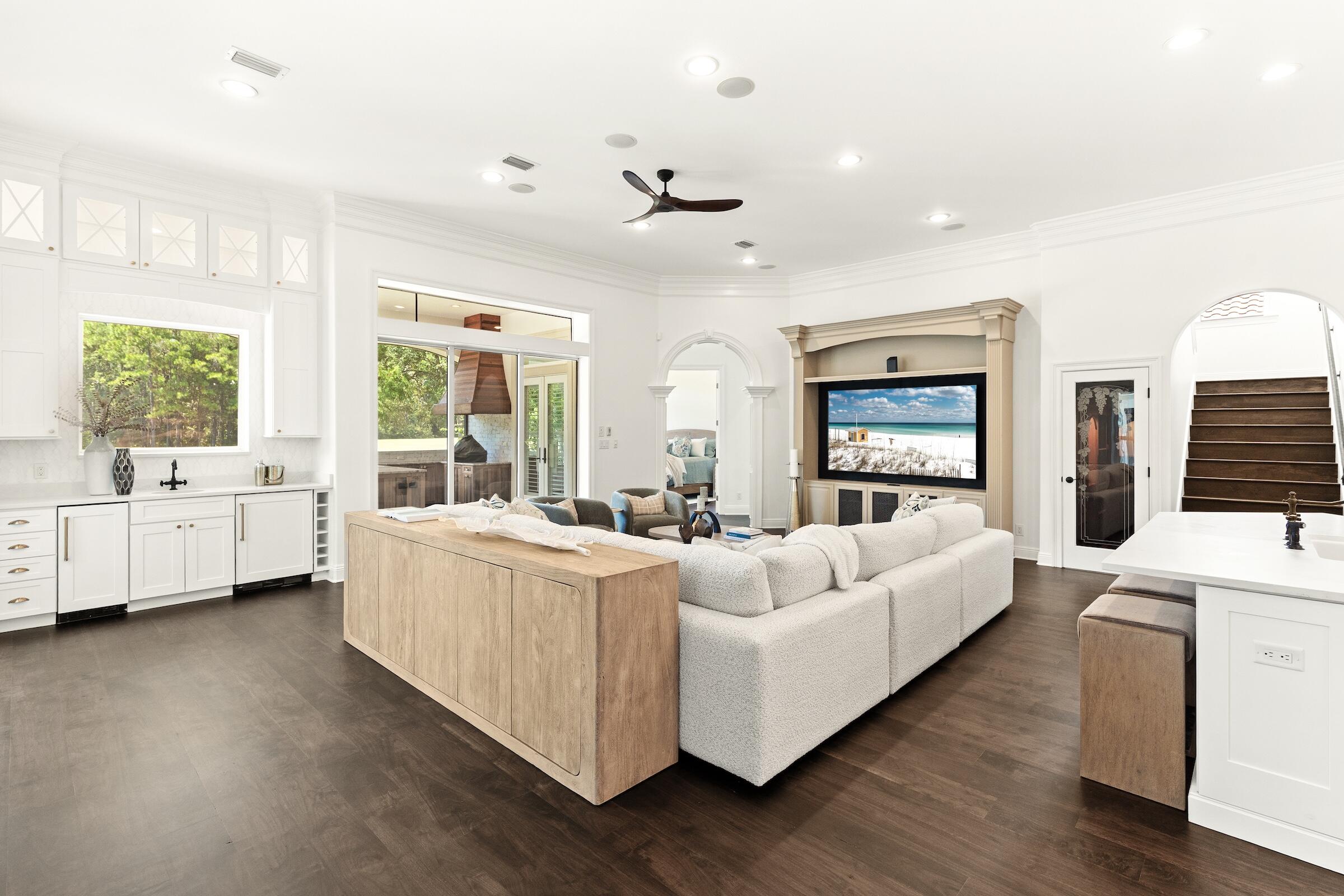 3508 Burnt Pine Lane