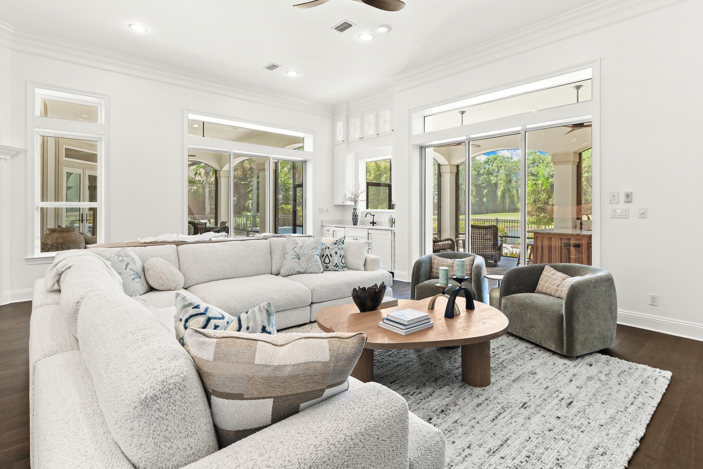 3508 Burnt Pine Lane