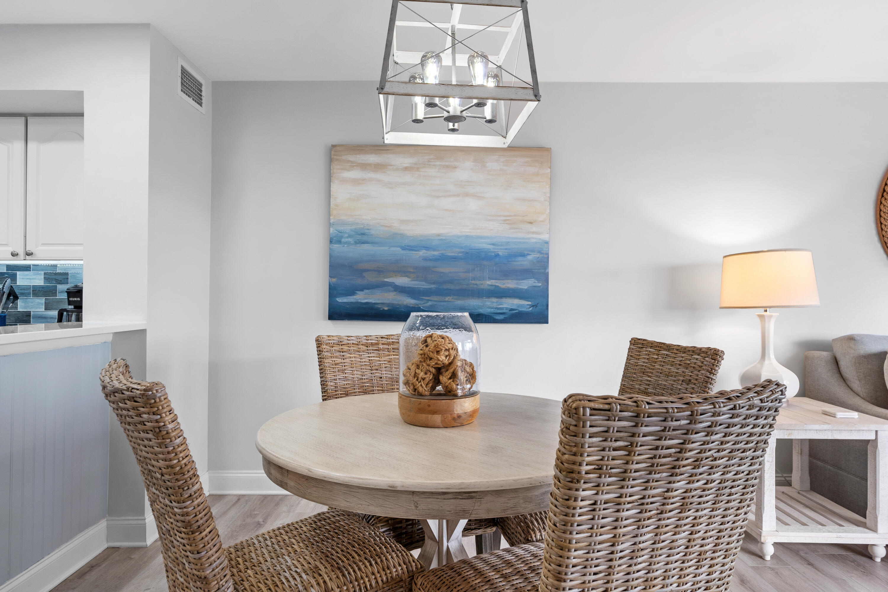 814 Harbour Point Drive 814
