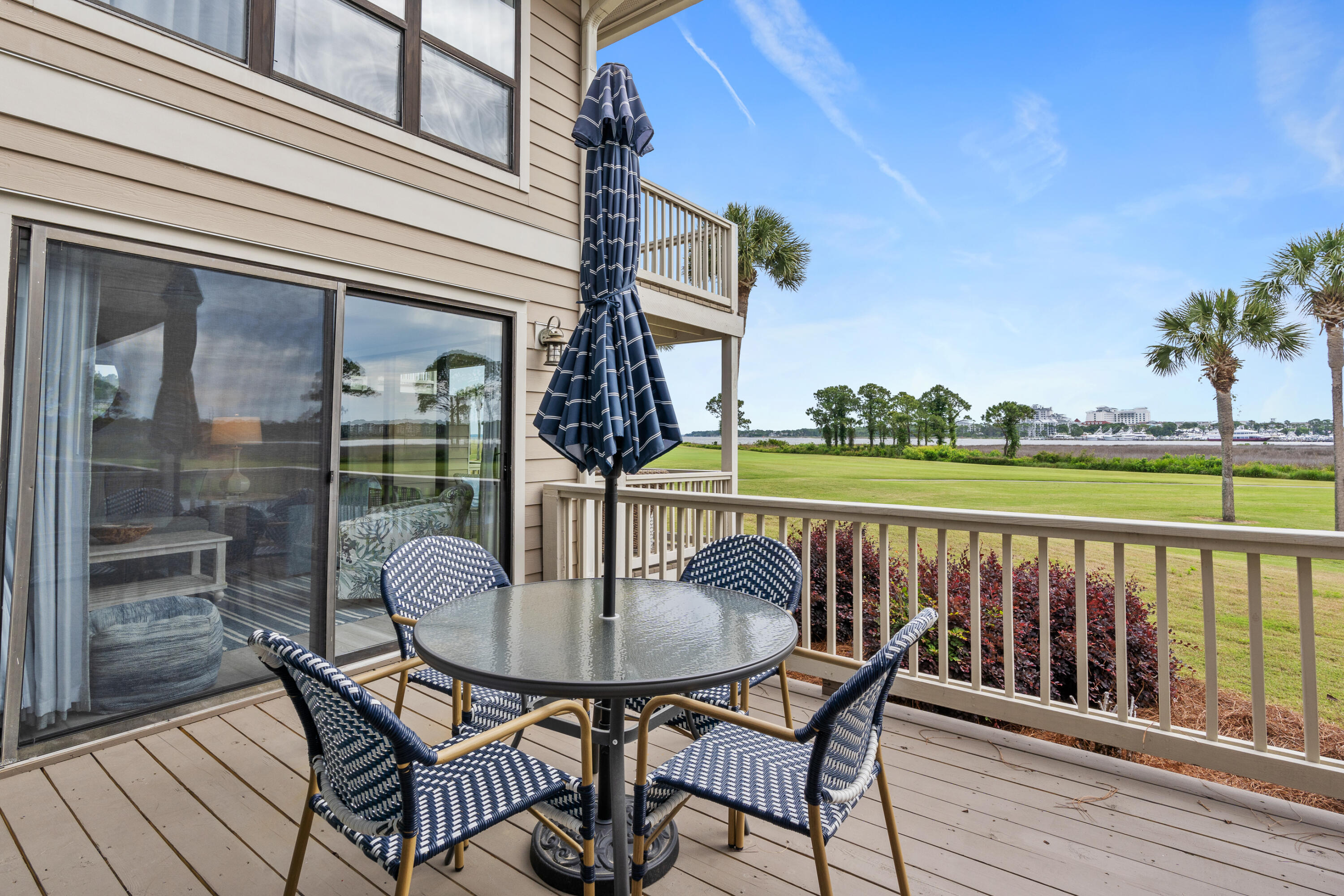 814 Harbour Point Drive 814
