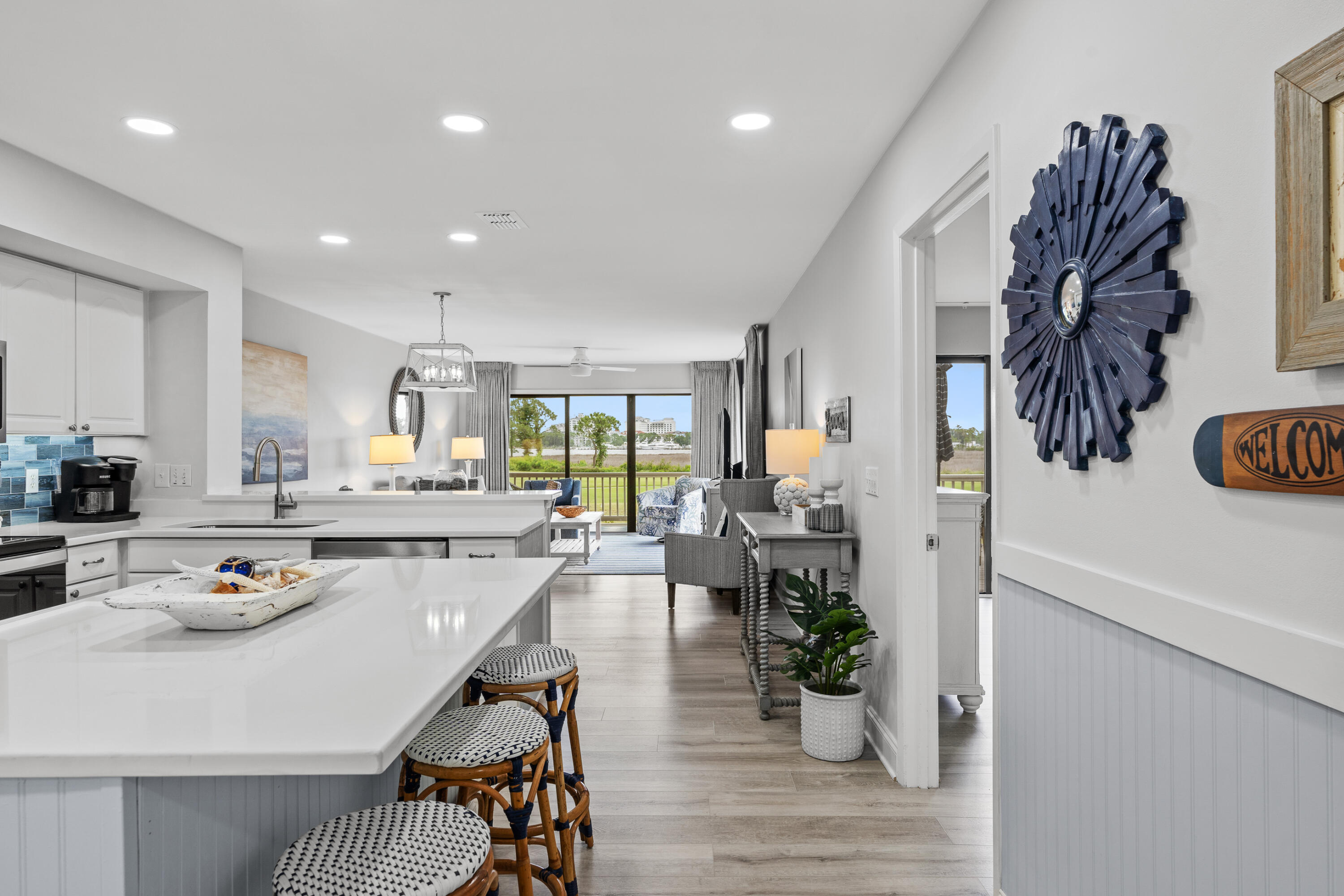 814 Harbour Point Drive 814