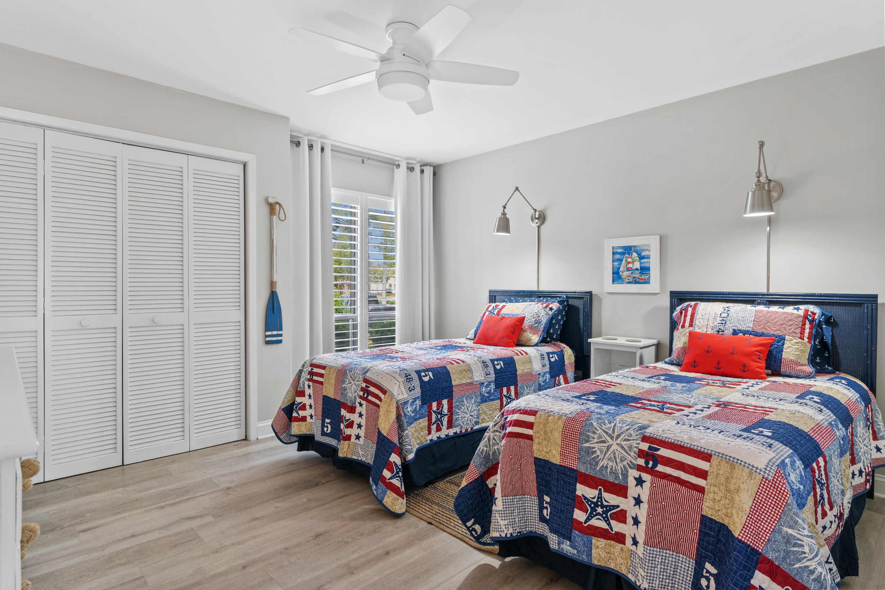 814 Harbour Point Drive 814