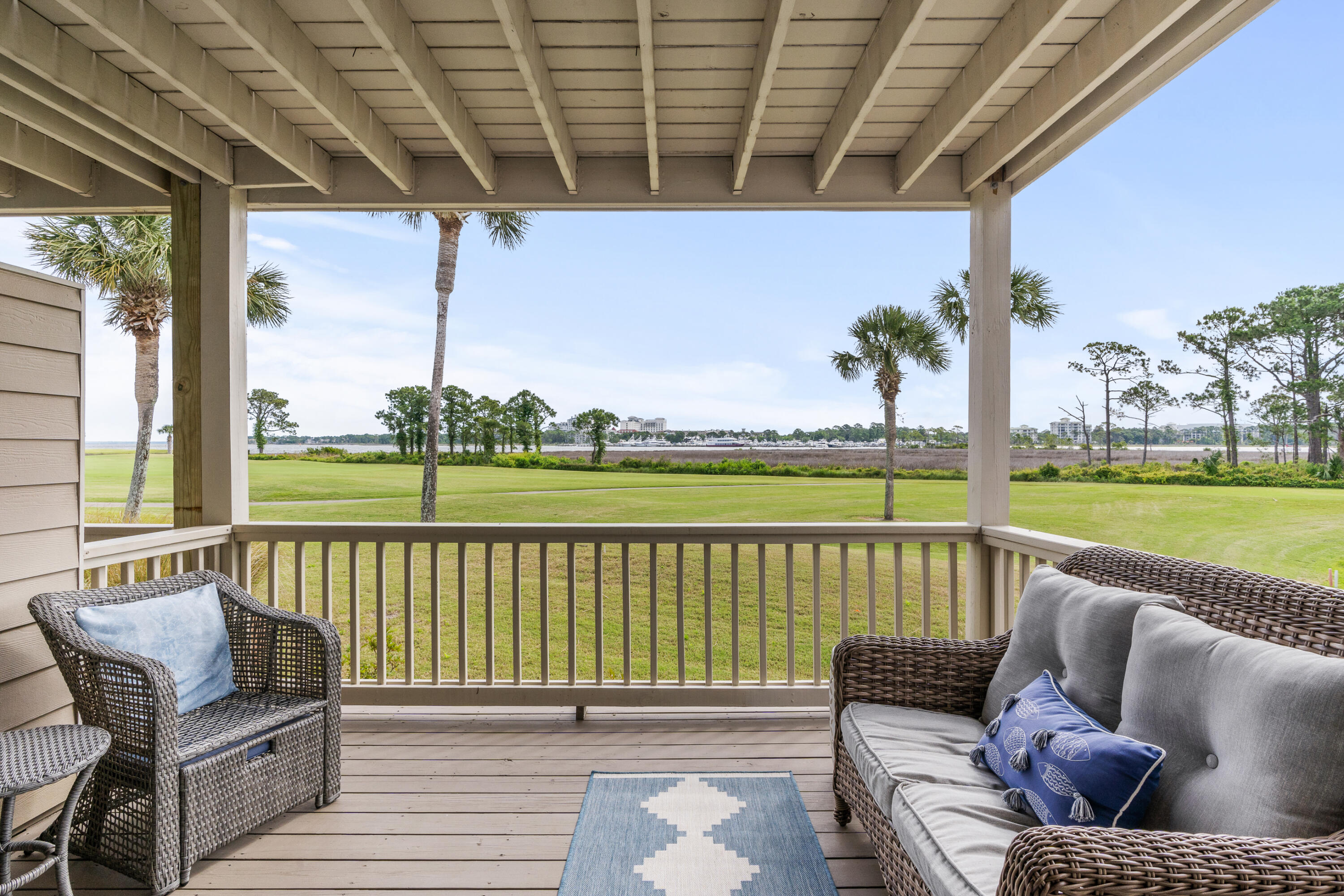 814 Harbour Point Drive 814