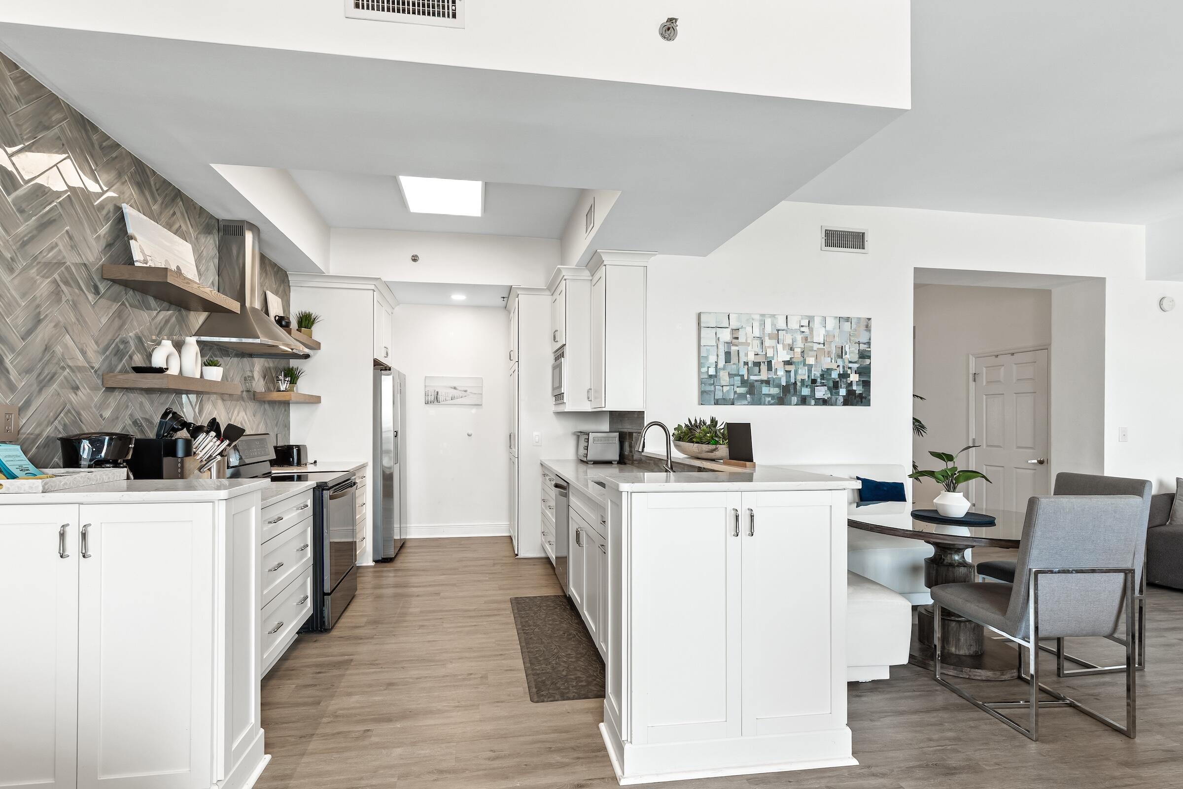 112 Seascape Boulevard 2402