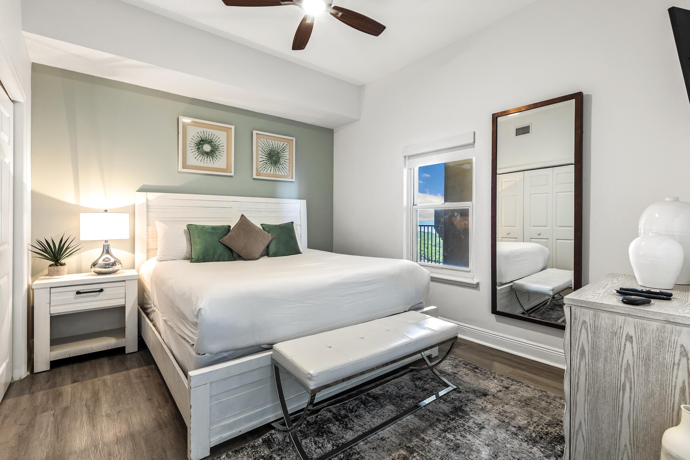 112 Seascape Boulevard 2402