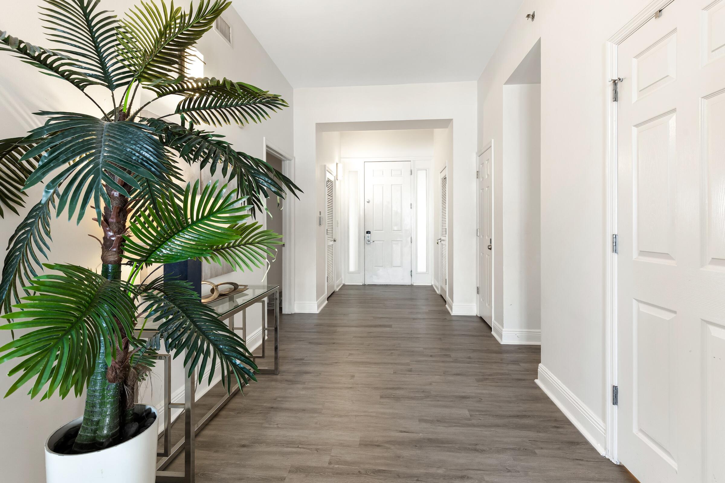 112 Seascape Boulevard 2402