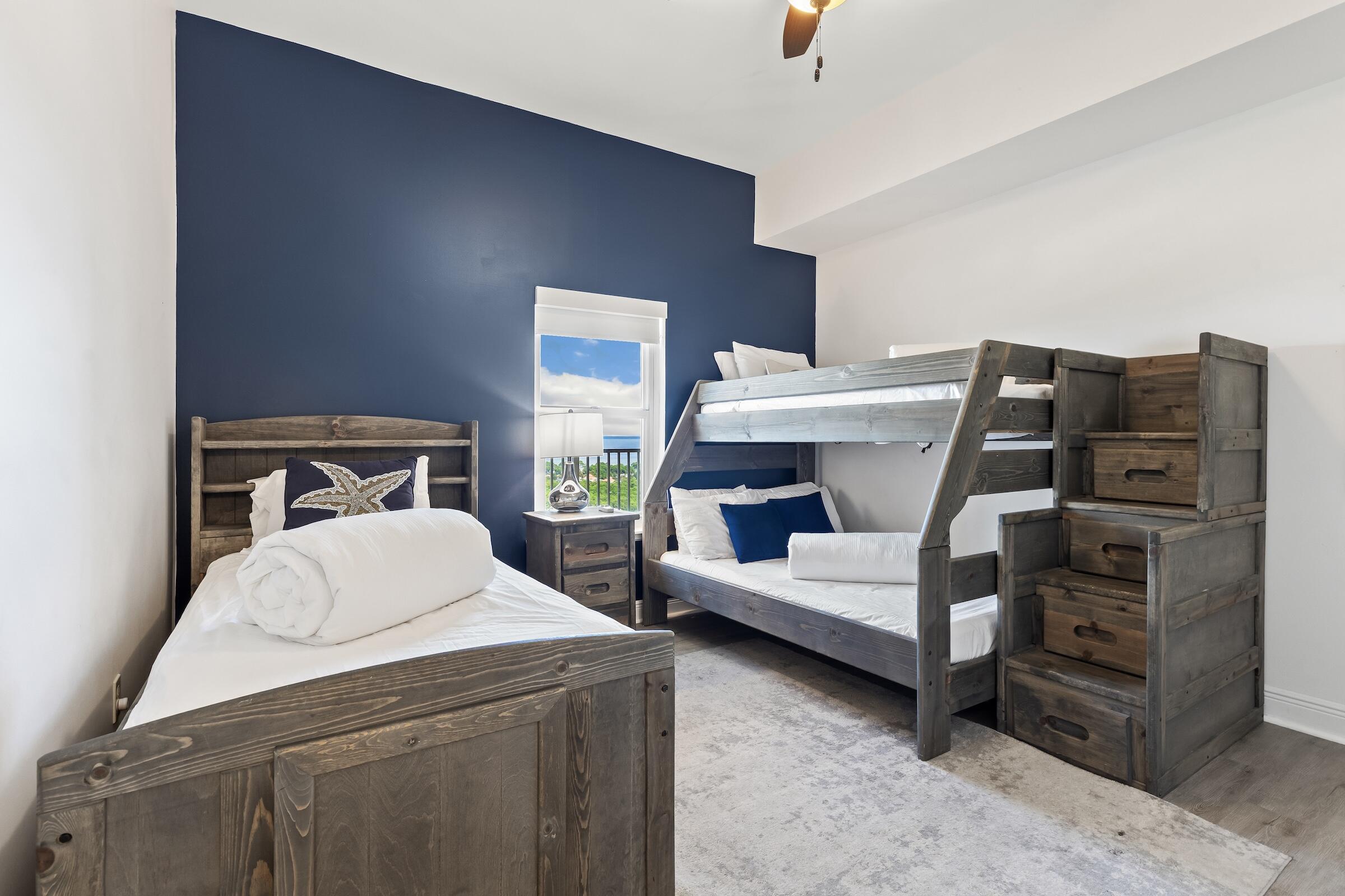 112 Seascape Boulevard 2402
