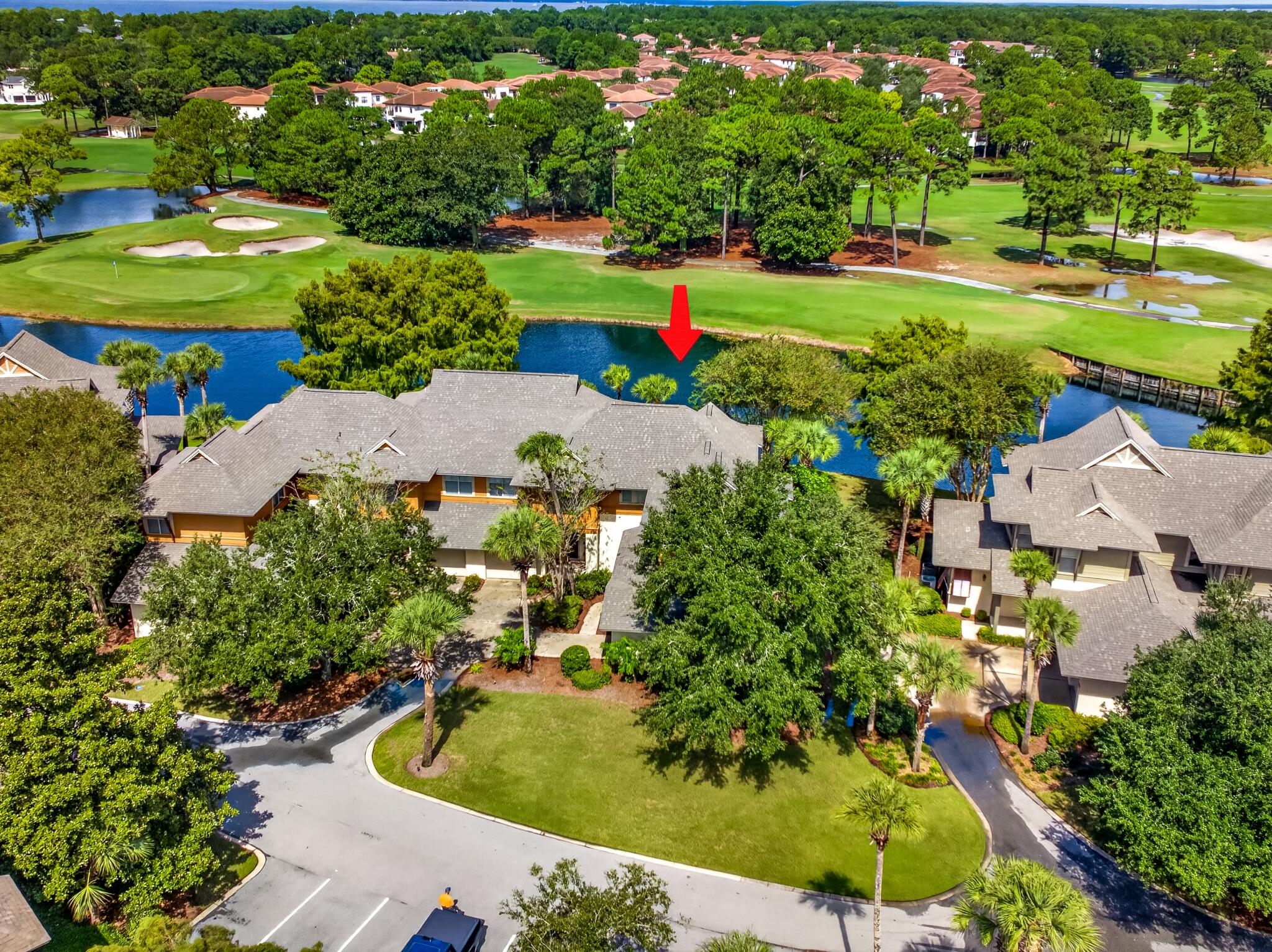 8593 Magnolia Bay Lane