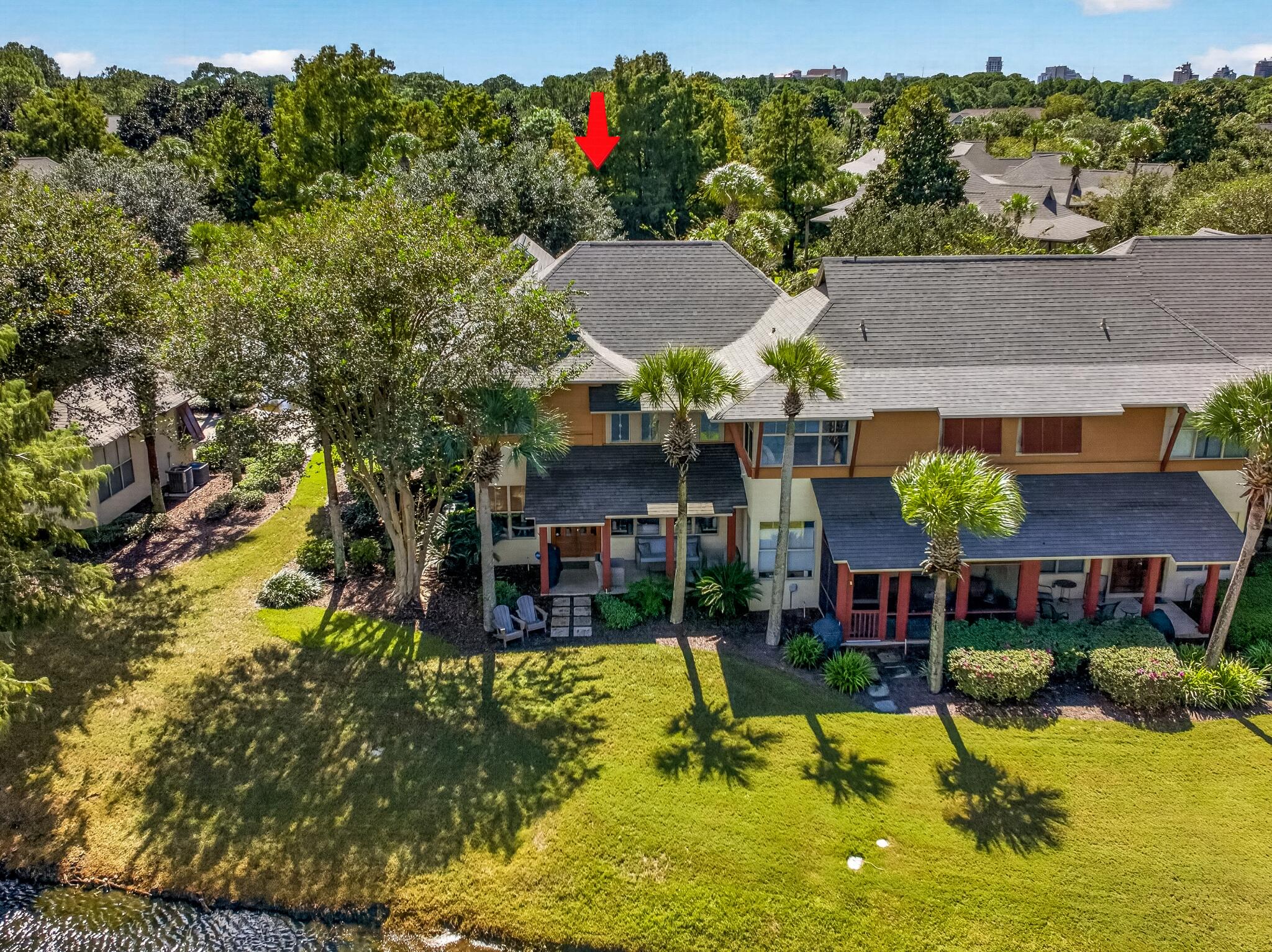 8593 Magnolia Bay Lane