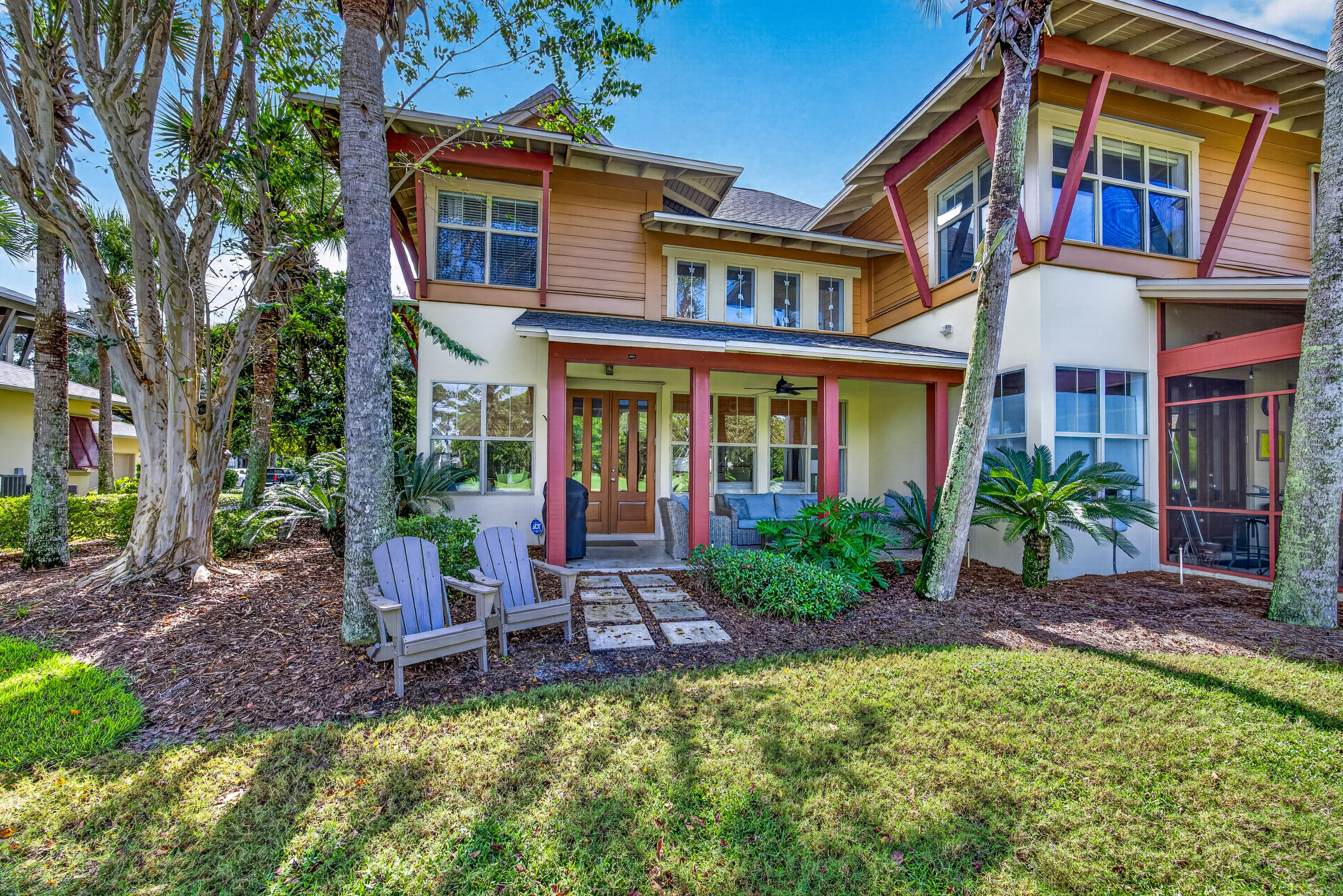 8593 Magnolia Bay Lane