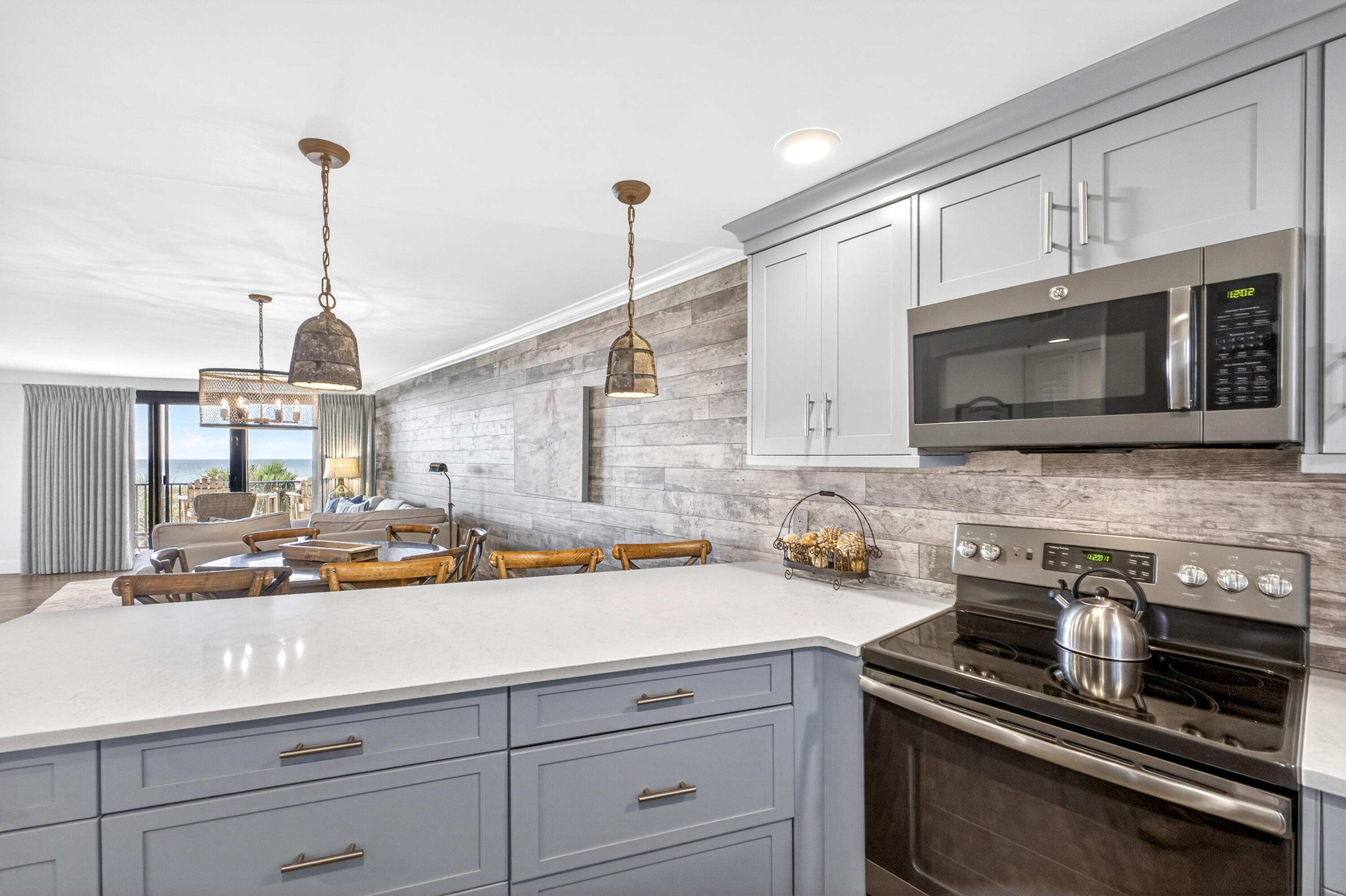 4024 Beachside One Drive 4024