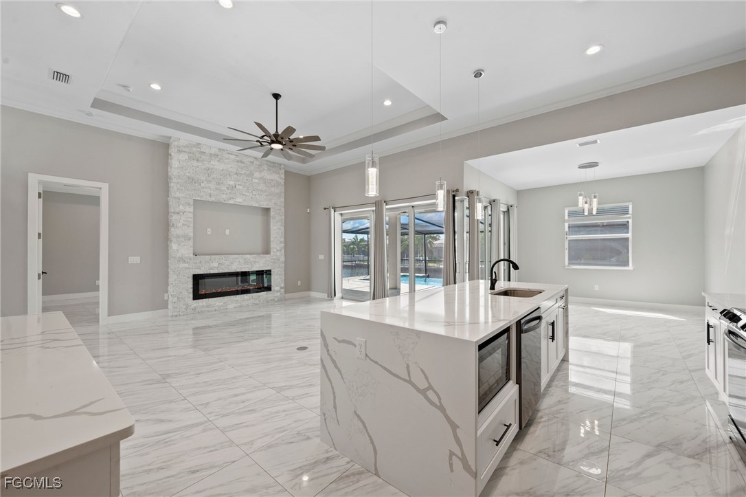 2532 SW 26th PL