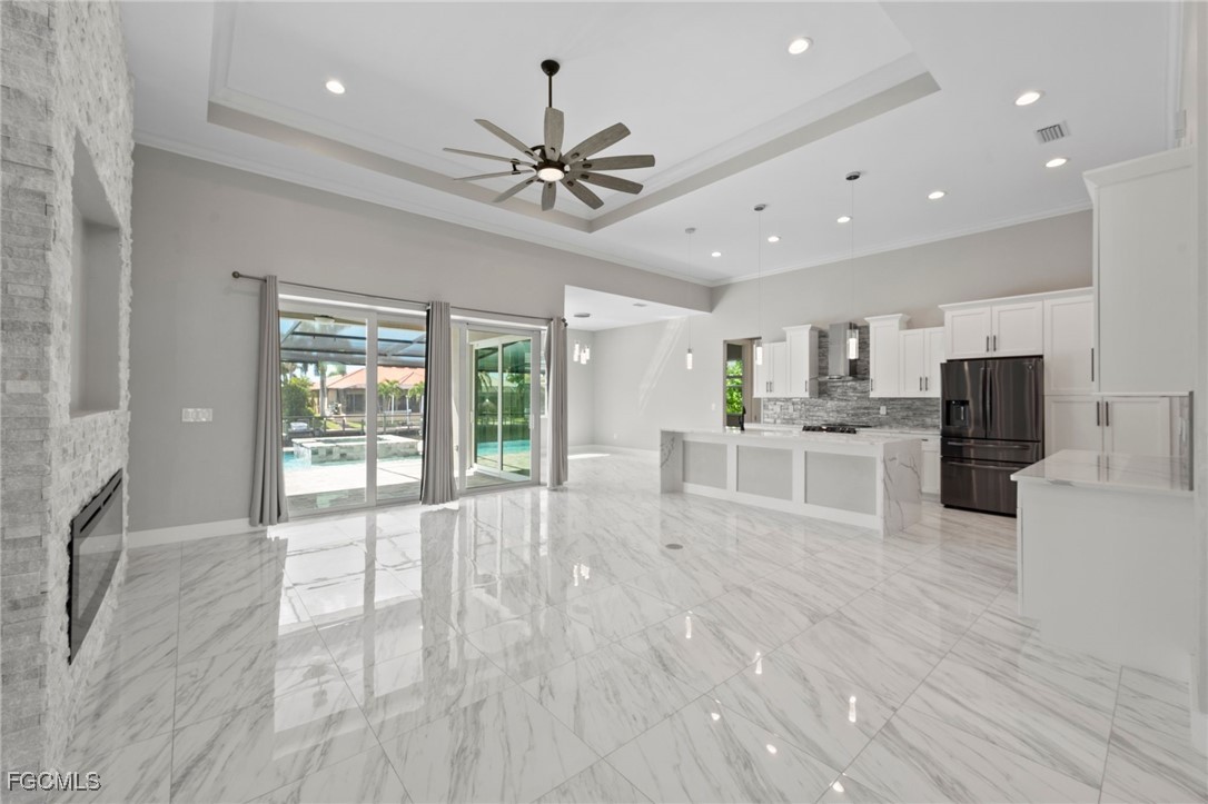 2532 SW 26th PL