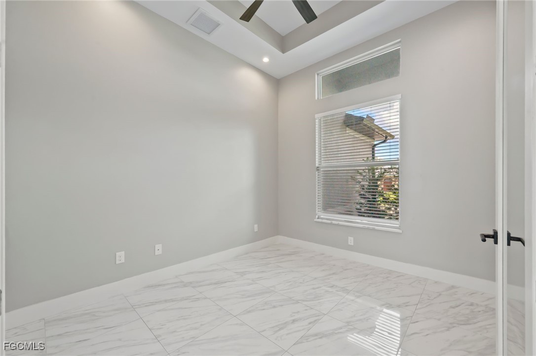 2532 SW 26th PL
