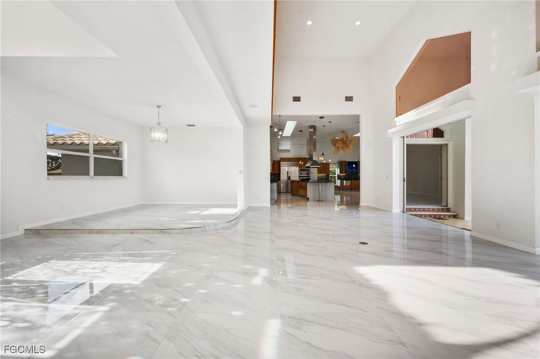 4323 Rock Creek DR