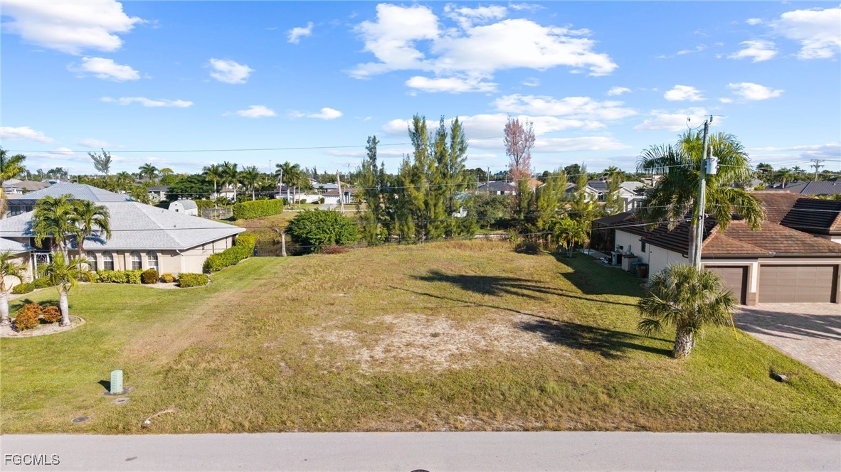 1613 SW 28th TER
