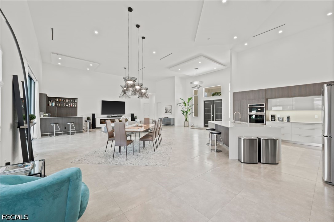 5324 Mayfair CT