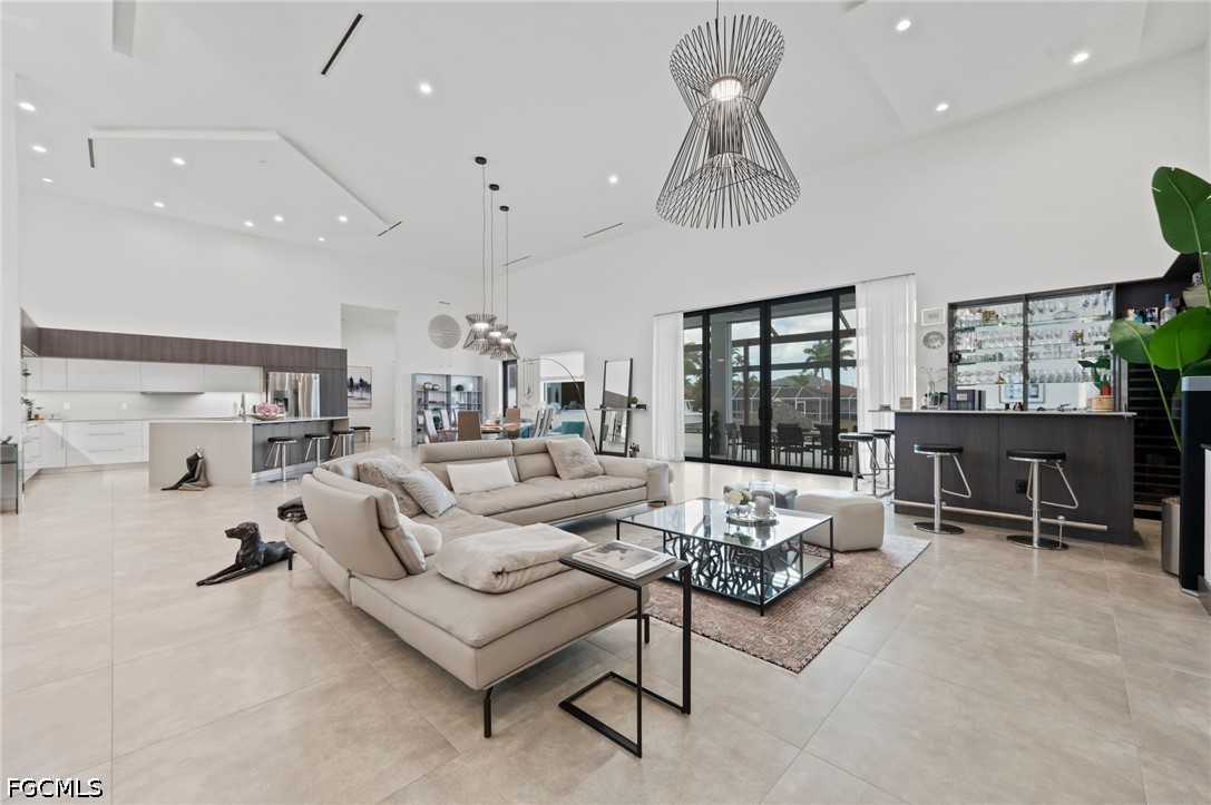 5324 Mayfair CT