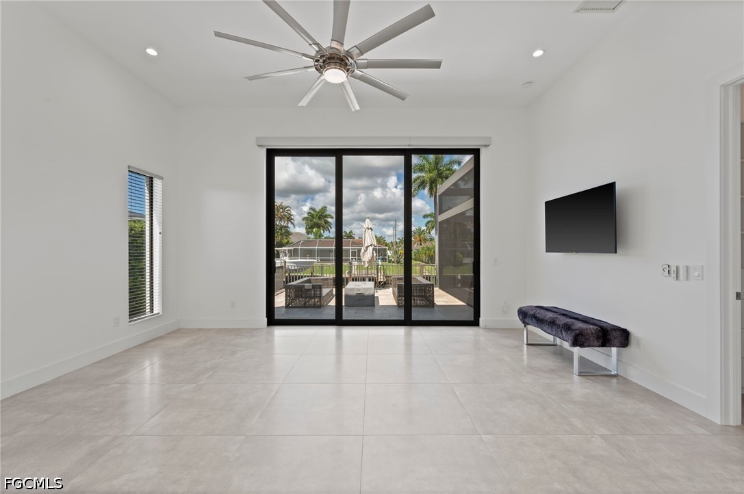 5324 Mayfair CT