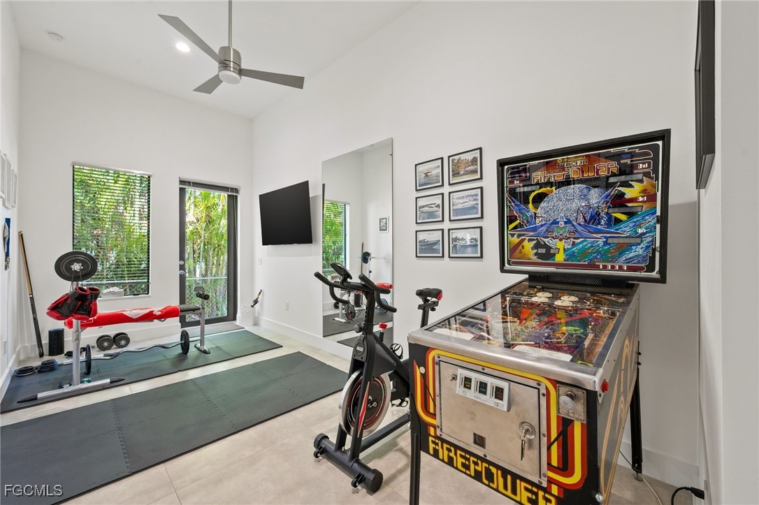 5324 Mayfair CT