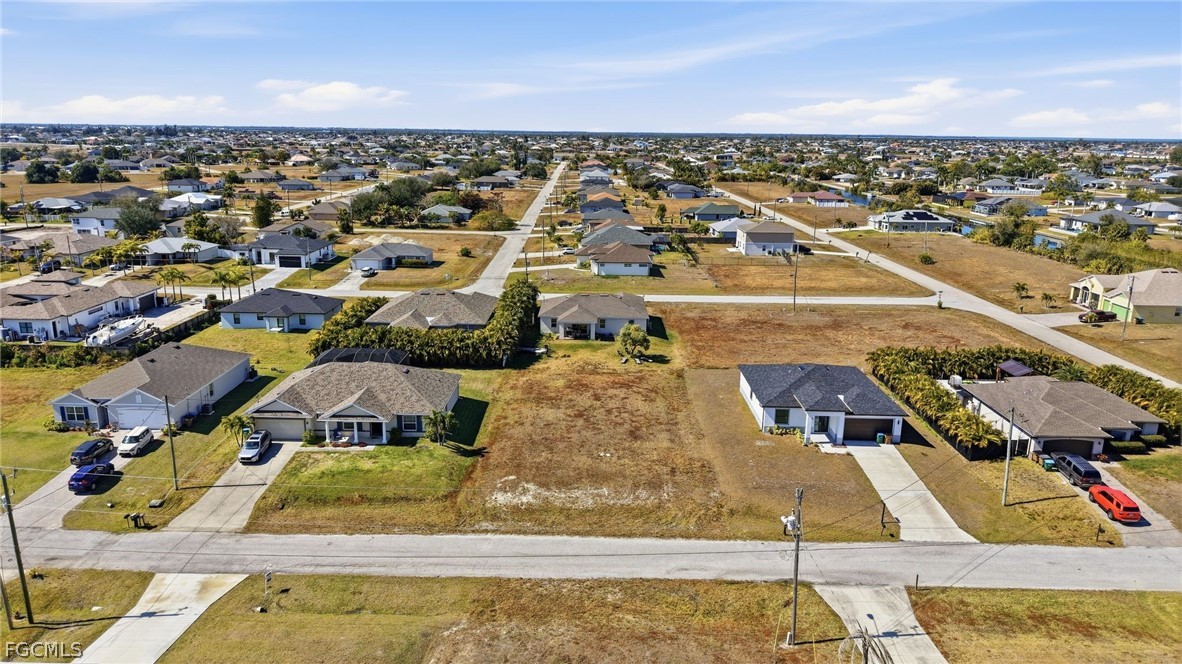 302 NW 27th AVE
