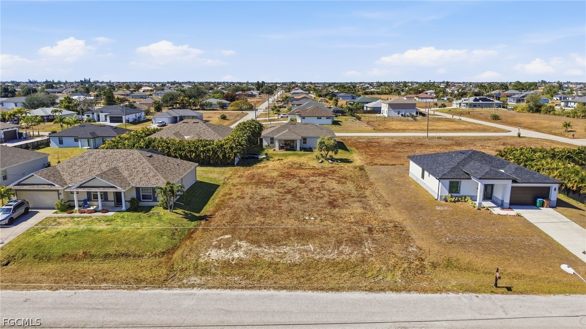 302 NW 27th AVE