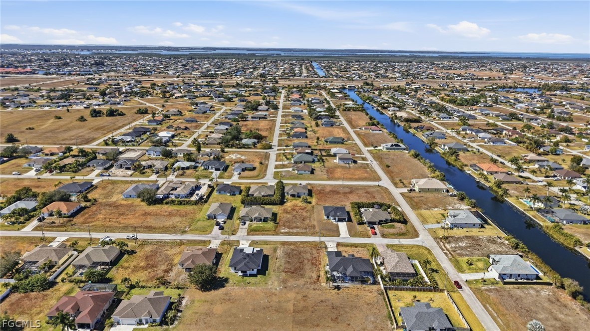 302 NW 27th AVE