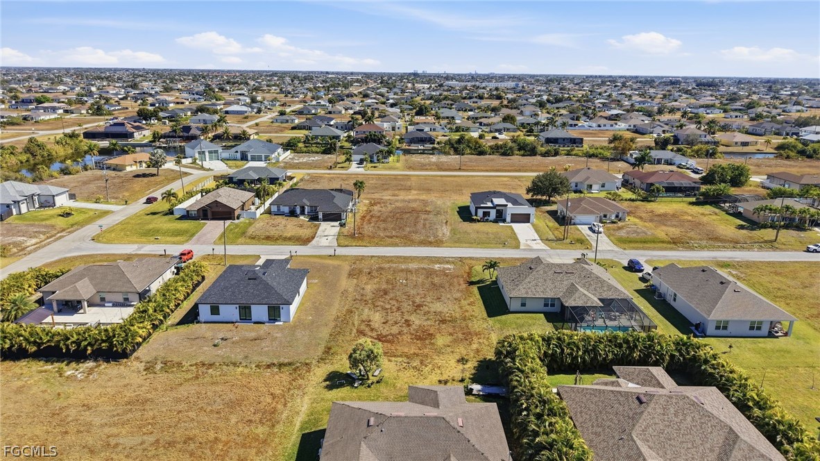 302 NW 27th AVE