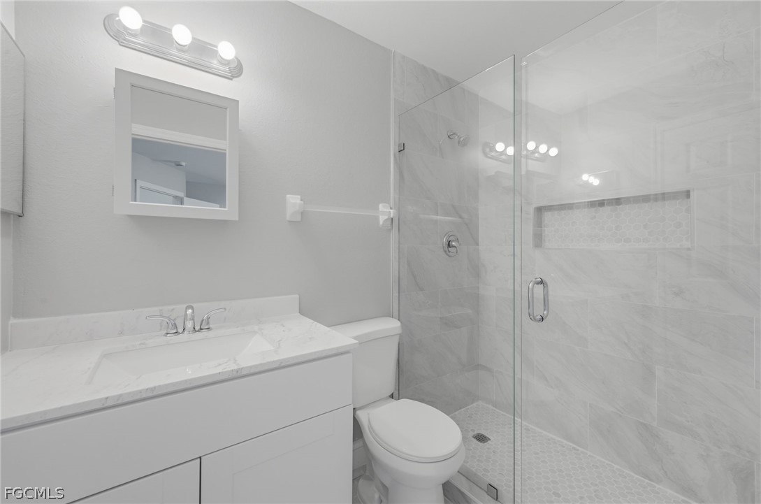 2912/2914 Santa Barbara BLVD