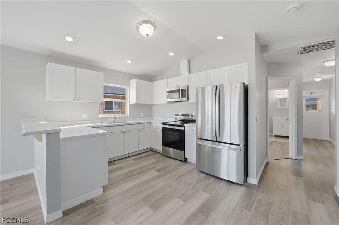 2912/2914 Santa Barbara BLVD