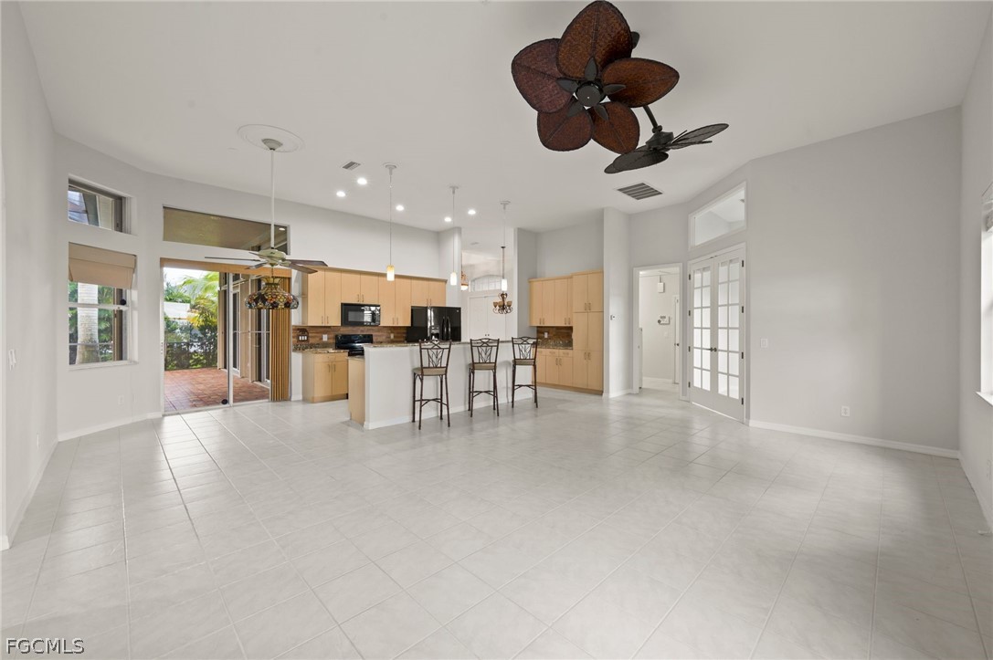2727 NW 45th PL