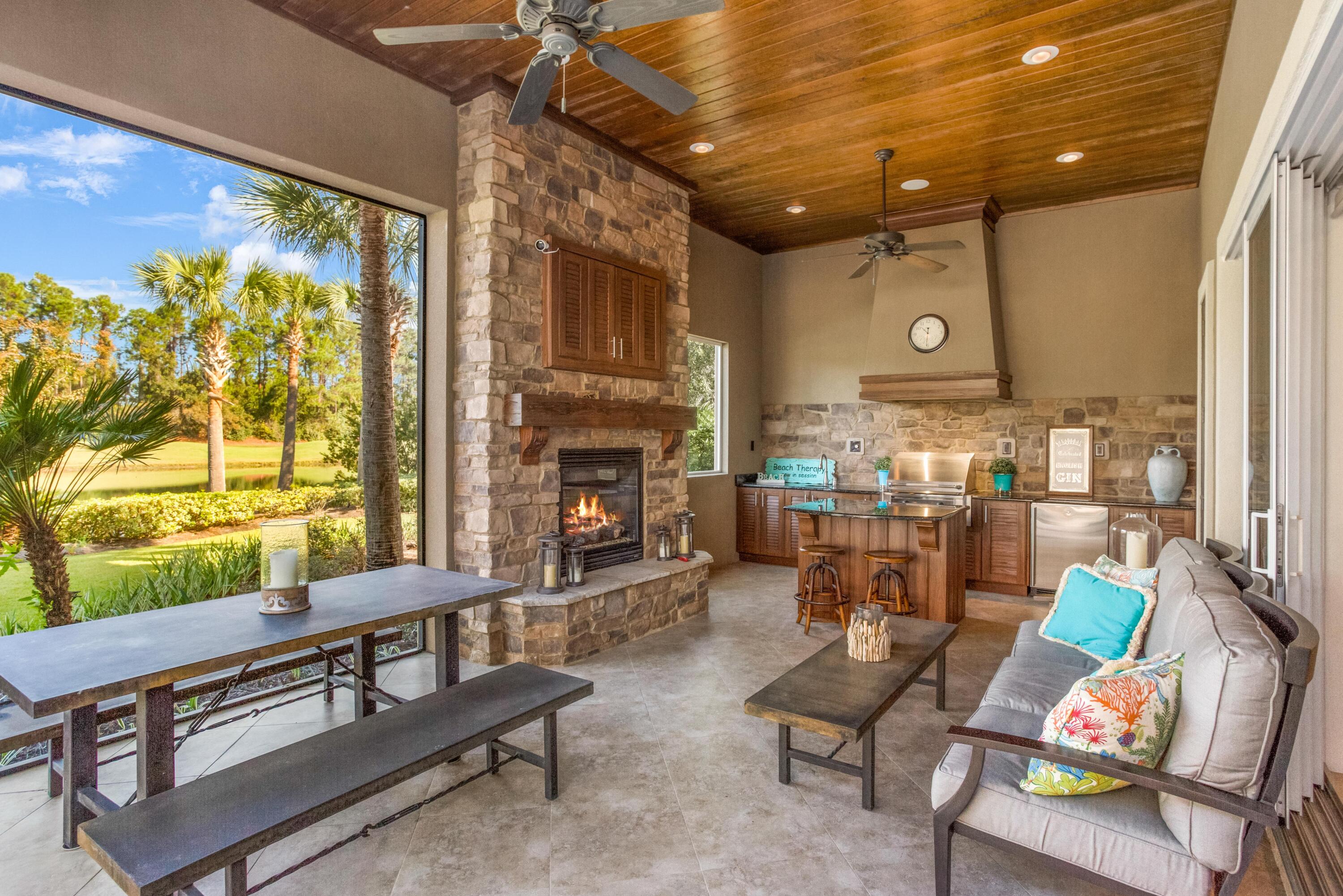 2946 Pine Valley Drive