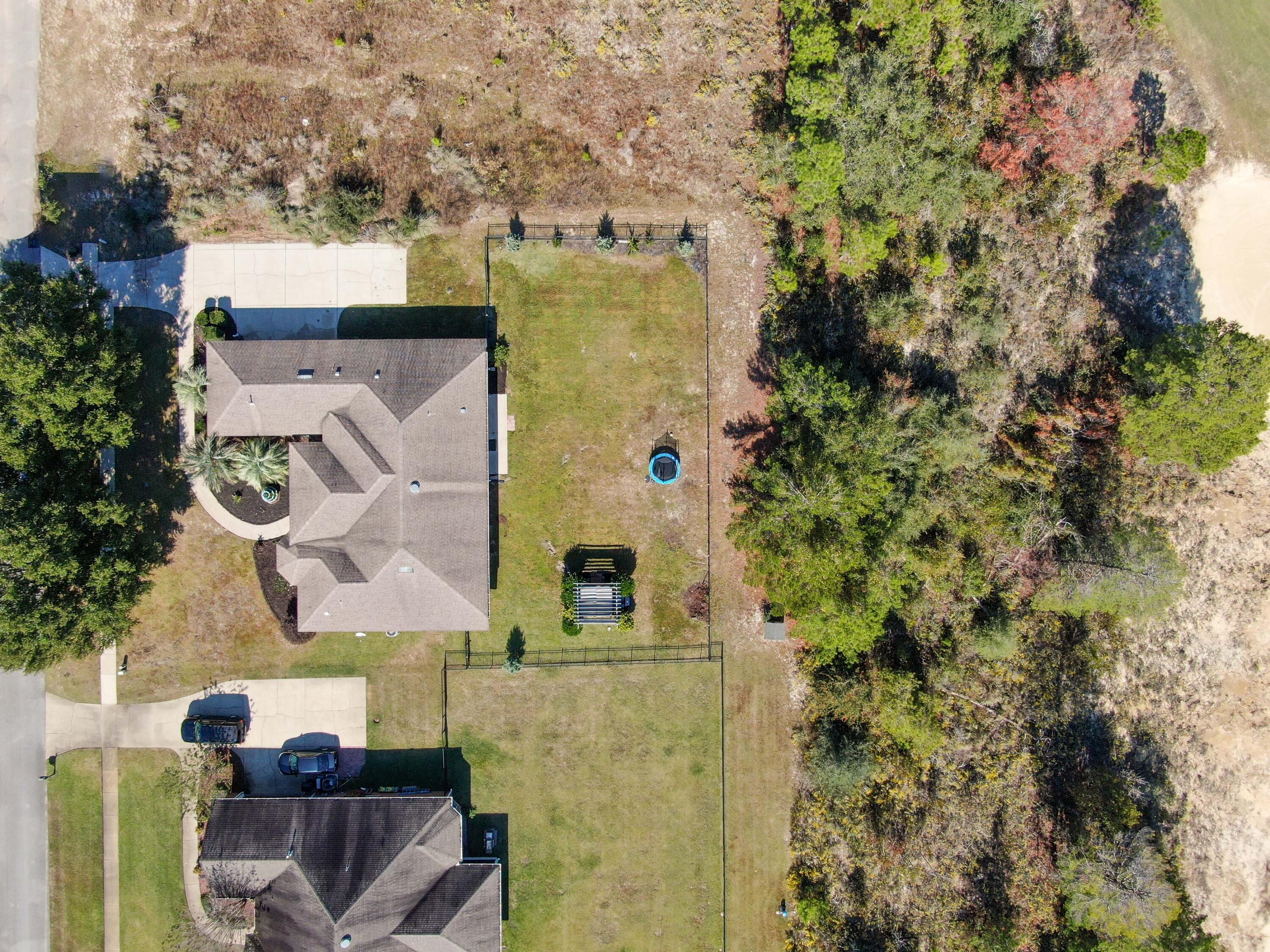 538 W Club House Drive