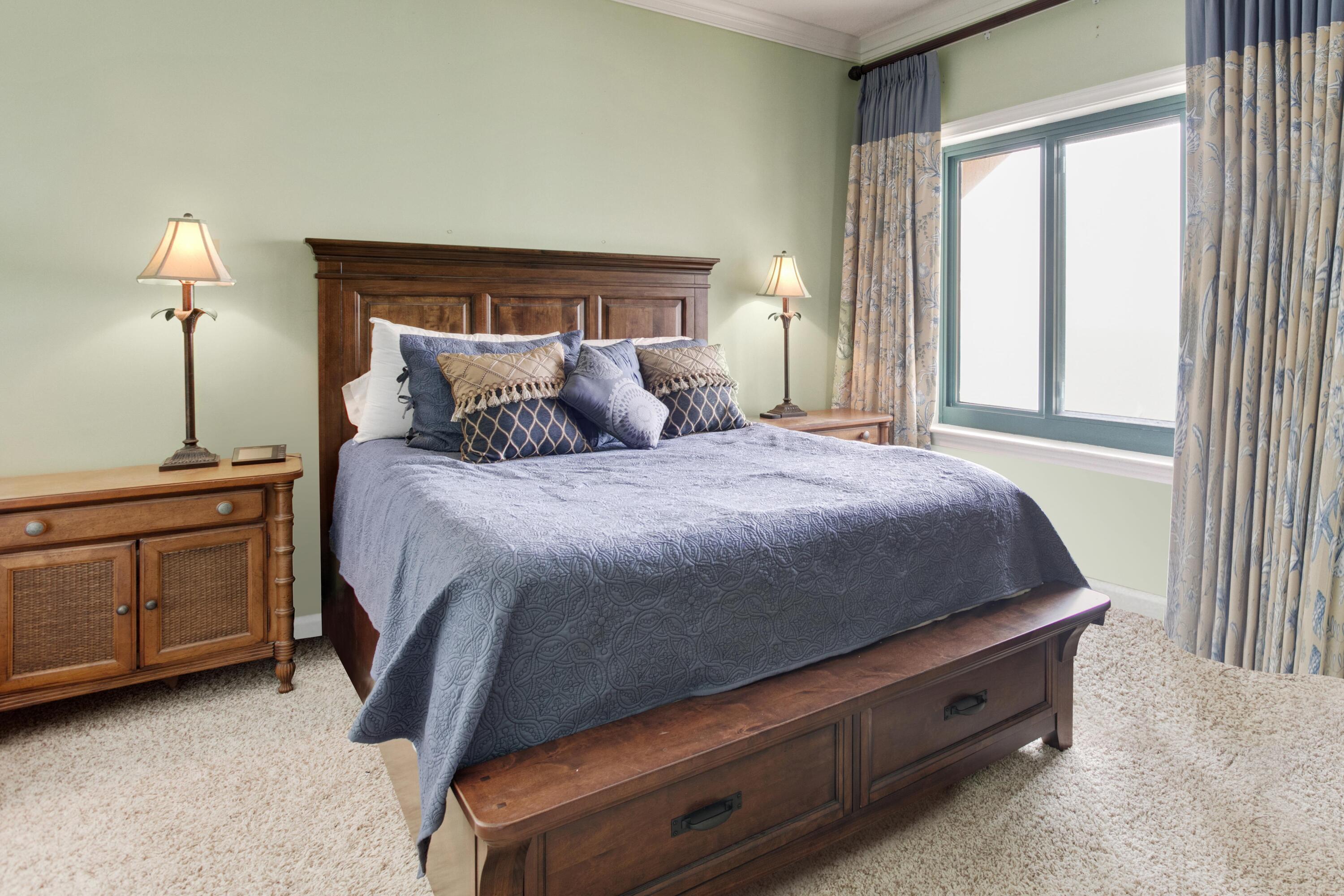 4648 Southwinds Drive, 4648