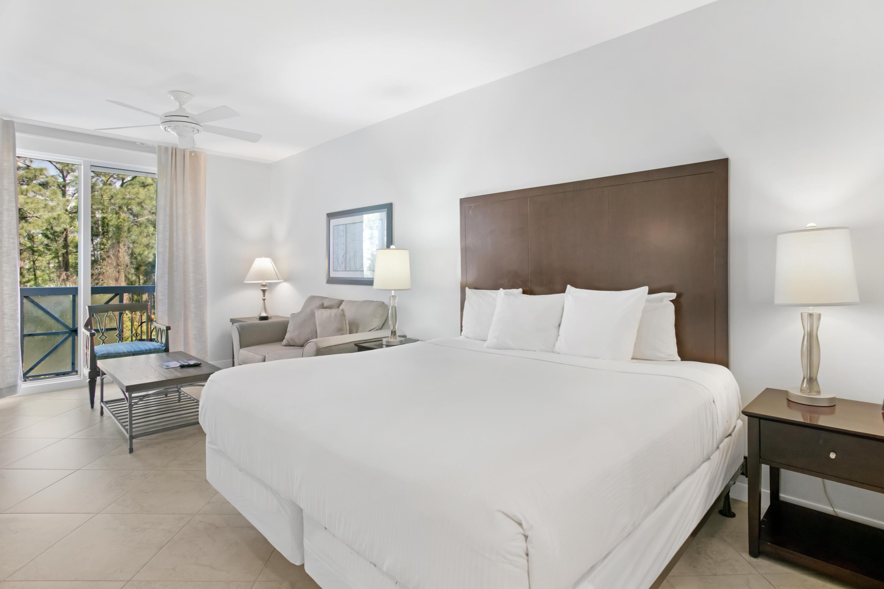 9800 Grand Sandestin Boulevard, 5202/5204