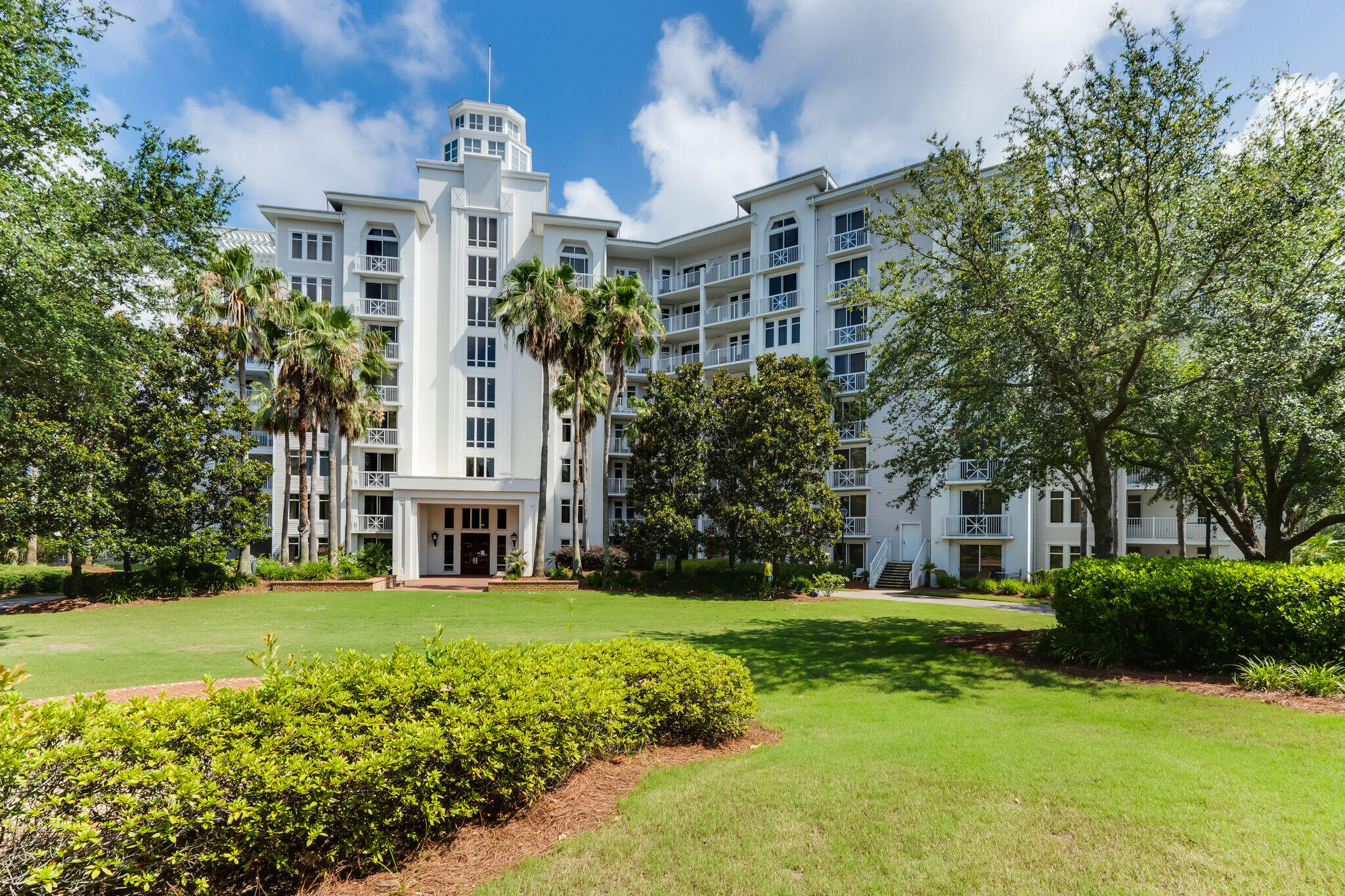 9800 Grand Sandestin Boulevard, 5202/5204