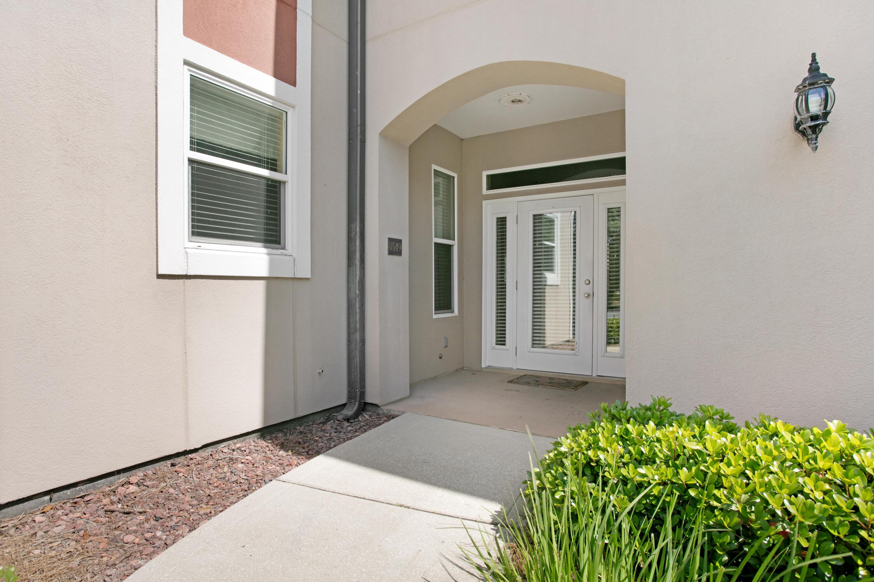 8549 Turnberry Court, 8549